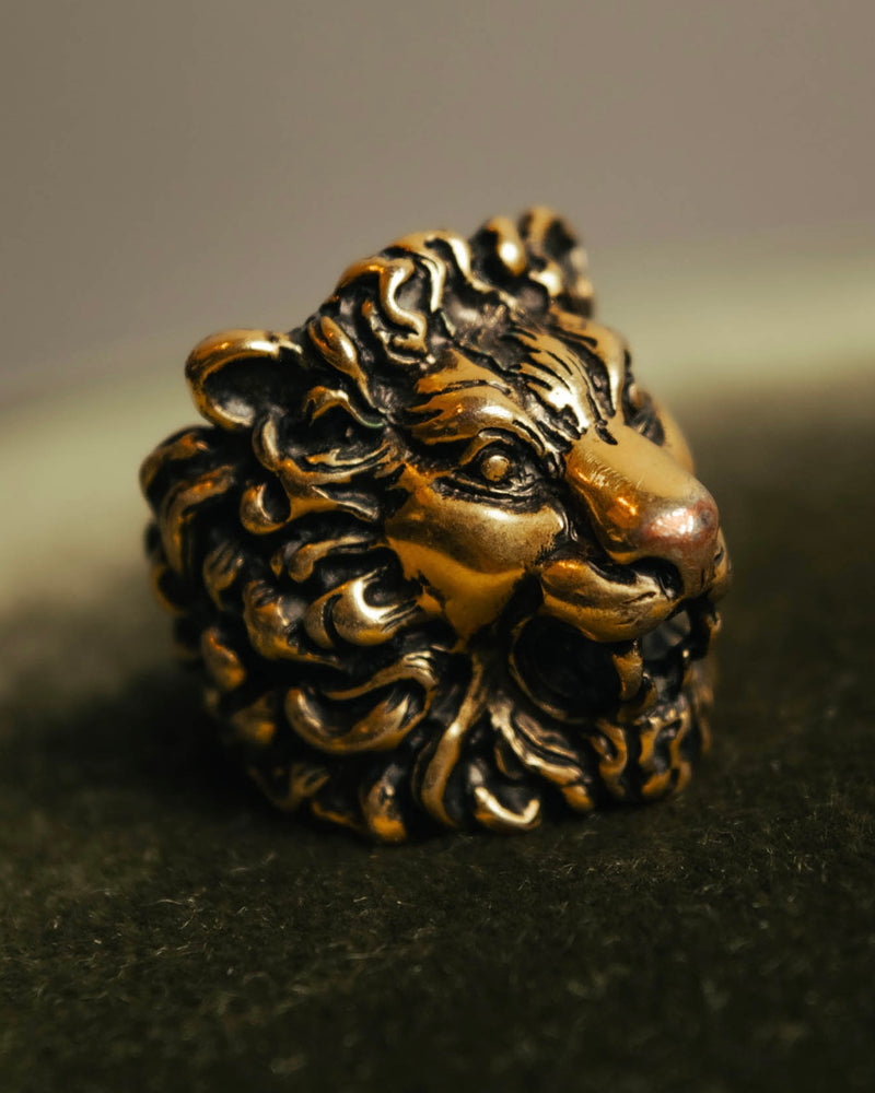 “GUCCI” 2010’s-20’s lion head sculptural ring