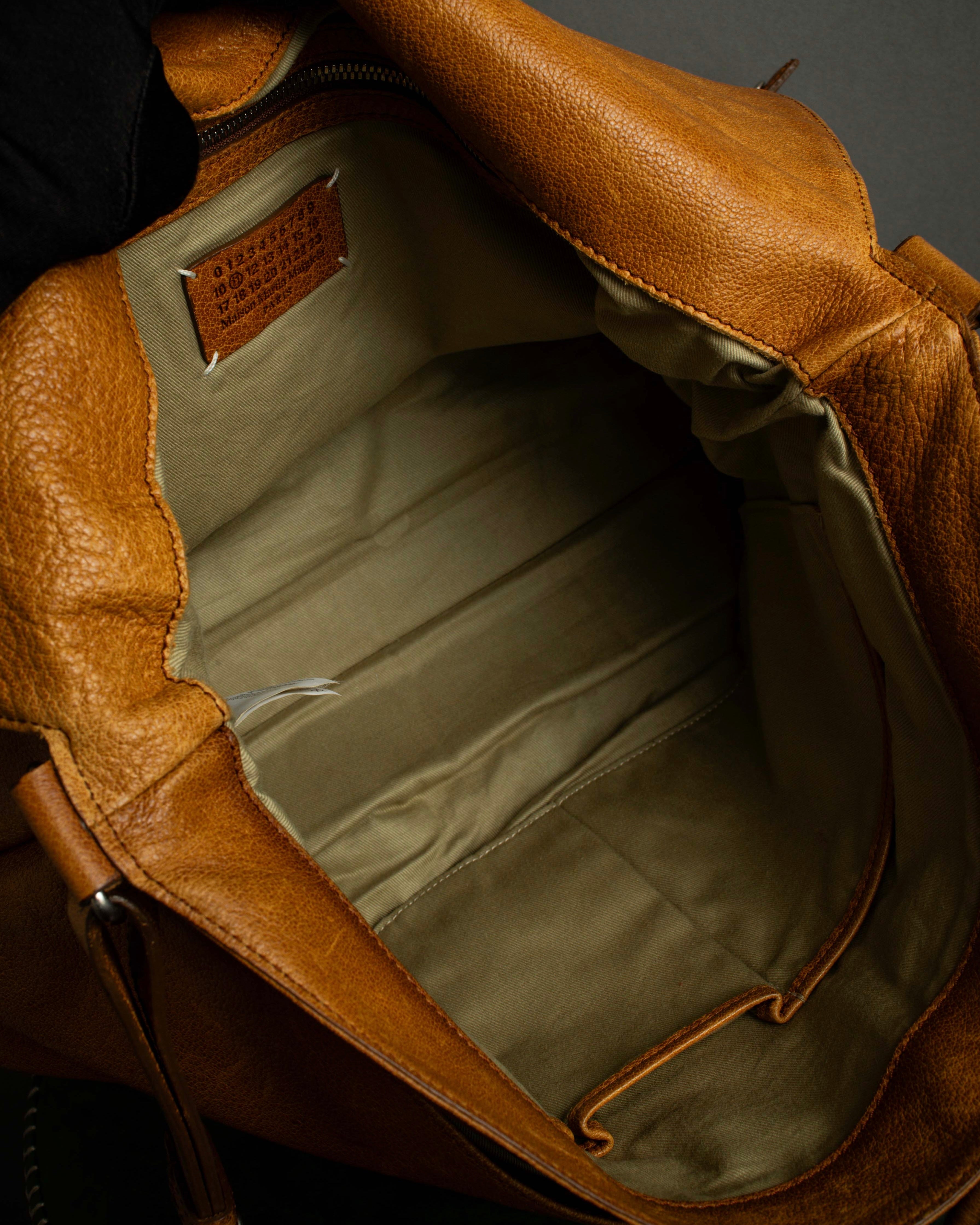 "MAISON MARGIELA" 12SS over flap design leather shoulder bag