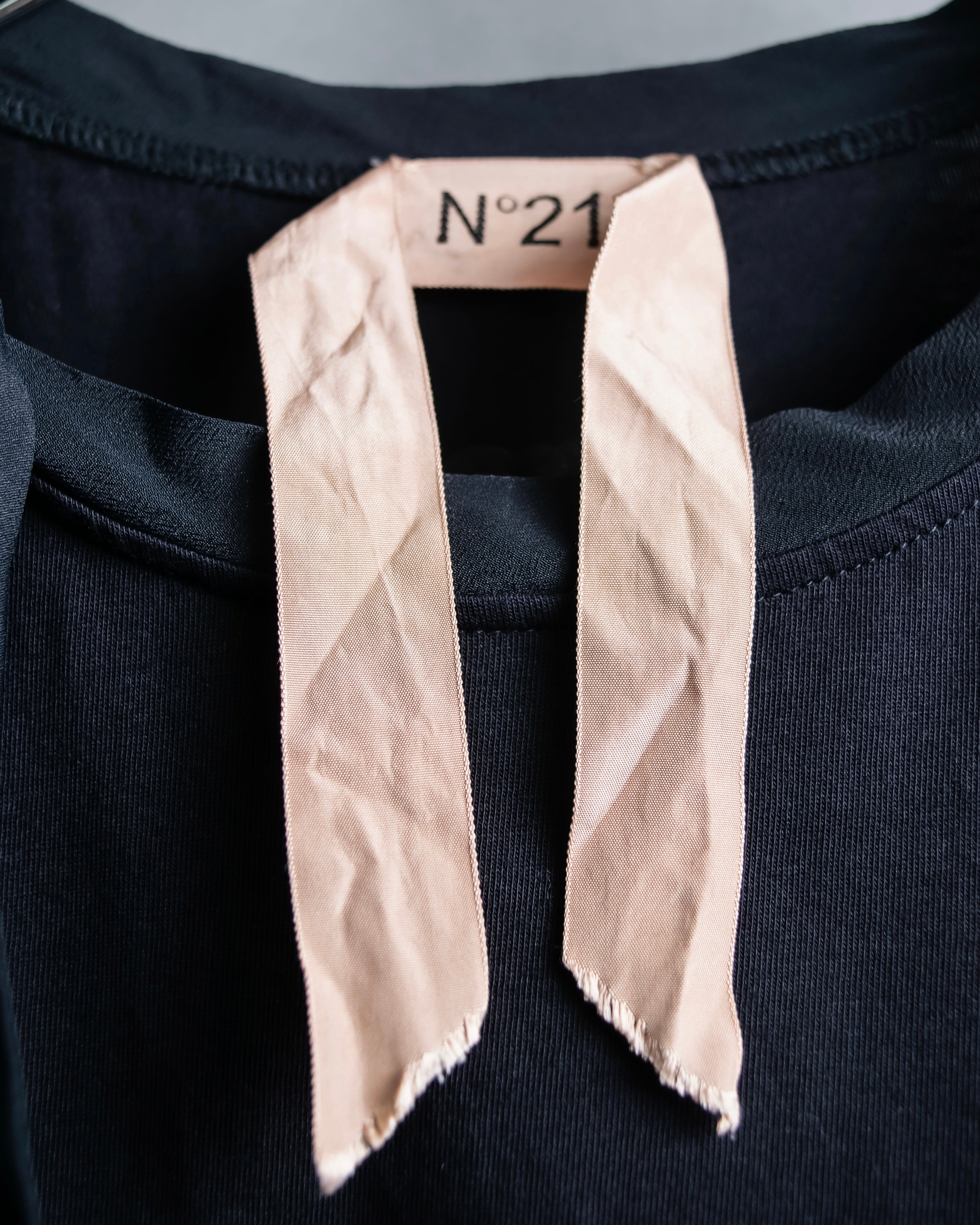 N21 NUMERO VENTUNO Oversized string design tops