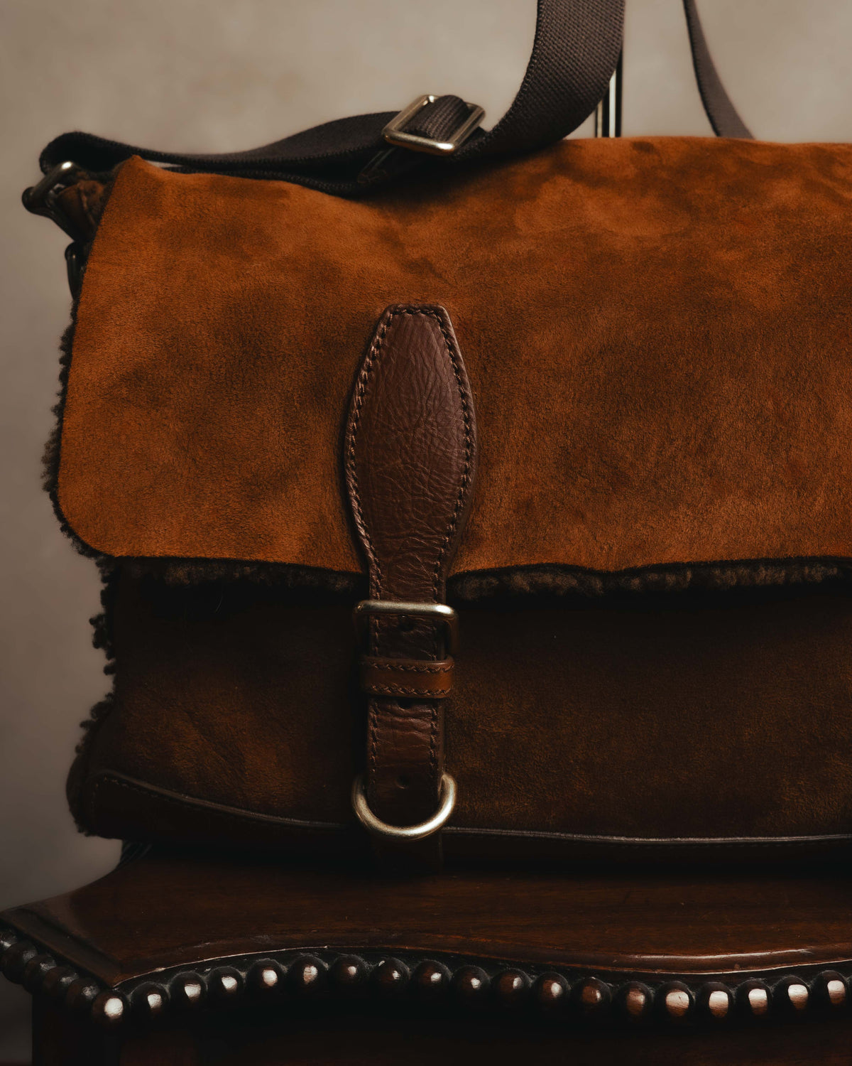 -SPECIAL- "Yves Saint Laurent" 00's Luxurious shearling double buckle messenger bag