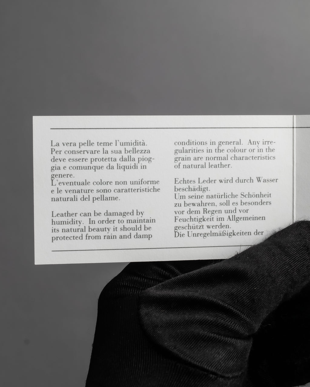 "Salvatore Ferragamo" Gancini motif greige color leather hand bag