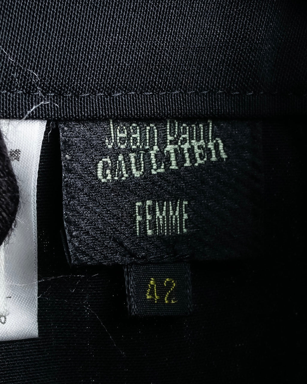 "JEAN PAUL GAULTIER FEMME"
 High-waisted straight draping slacks