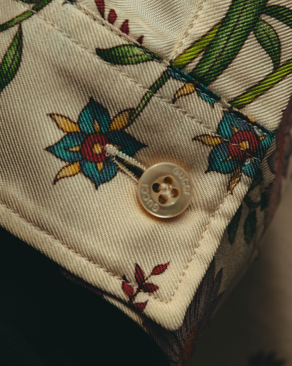 -SPECIAL- “GUCCI” 2015-2022 Botanical printed silk shirt
