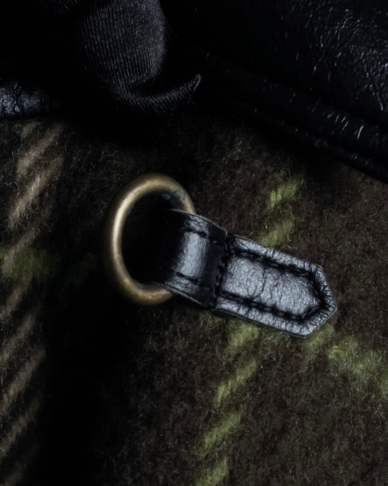 "BURBERRY" Leather switching design check tweed coat