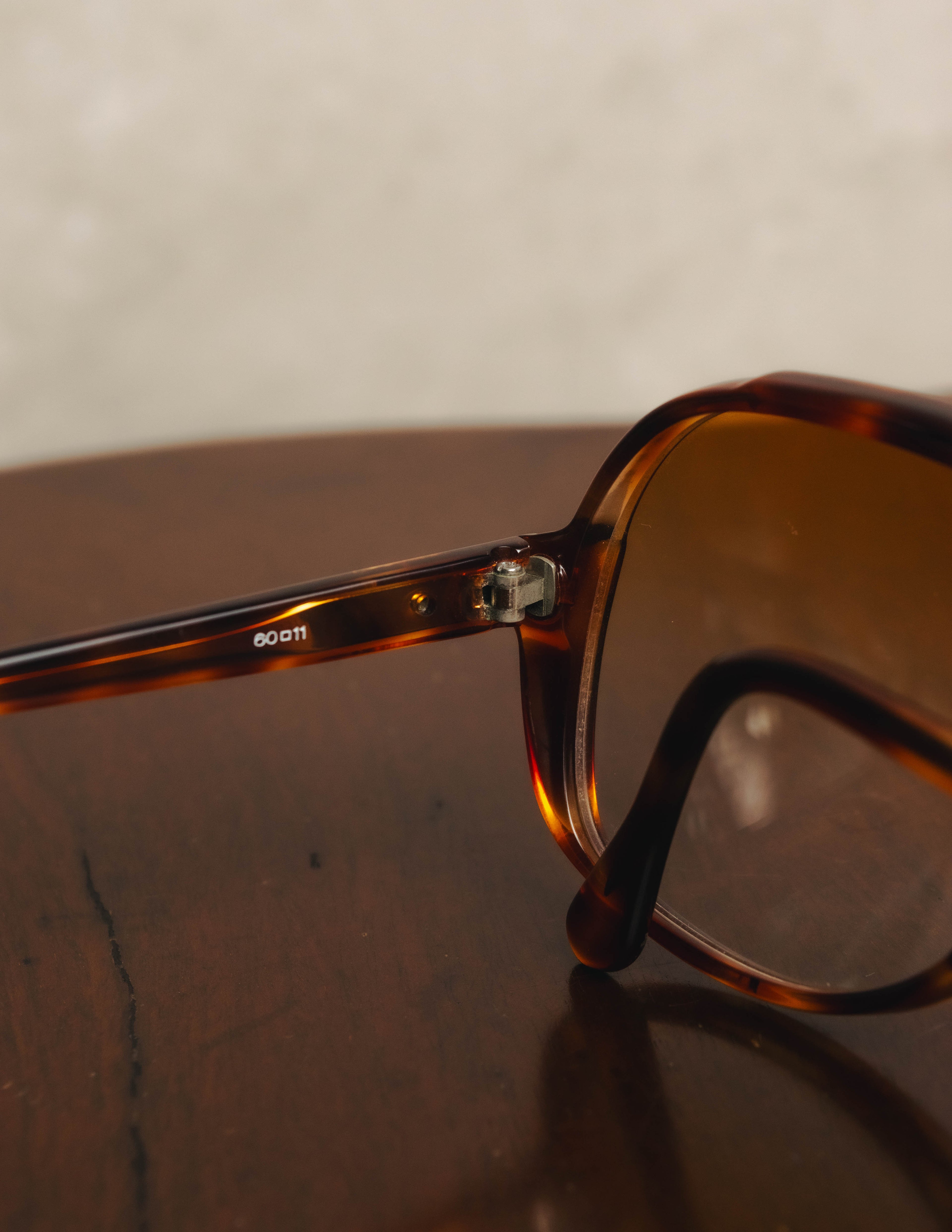 "Yves Saint Laurent" 70's-80's Oversized aviator sunglasses