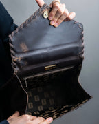 "YVES SAINT LAURENT" Crocodile pattern stitching handbag