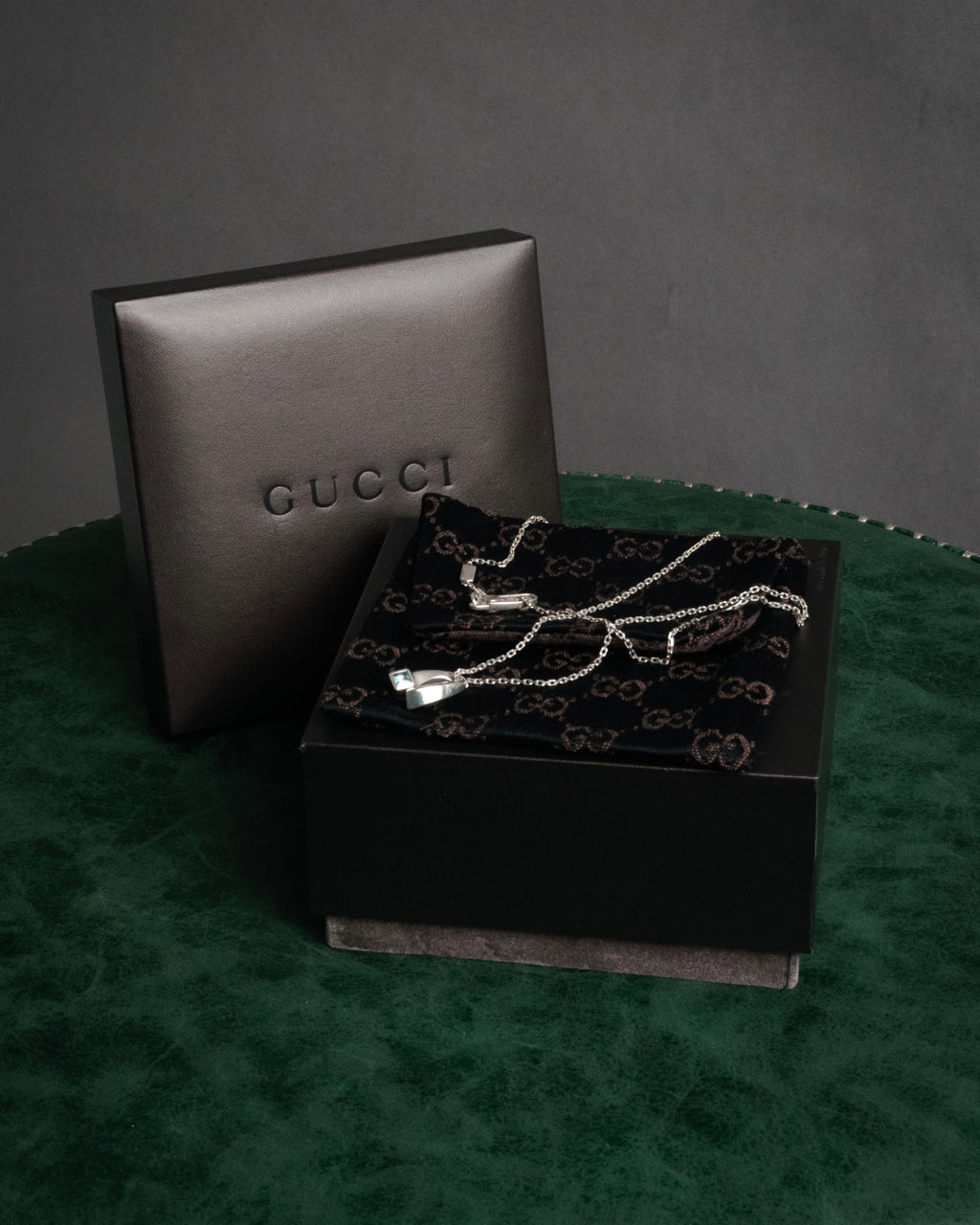 “GUCCI” 2005-2012 Sculptural silver stone necklace