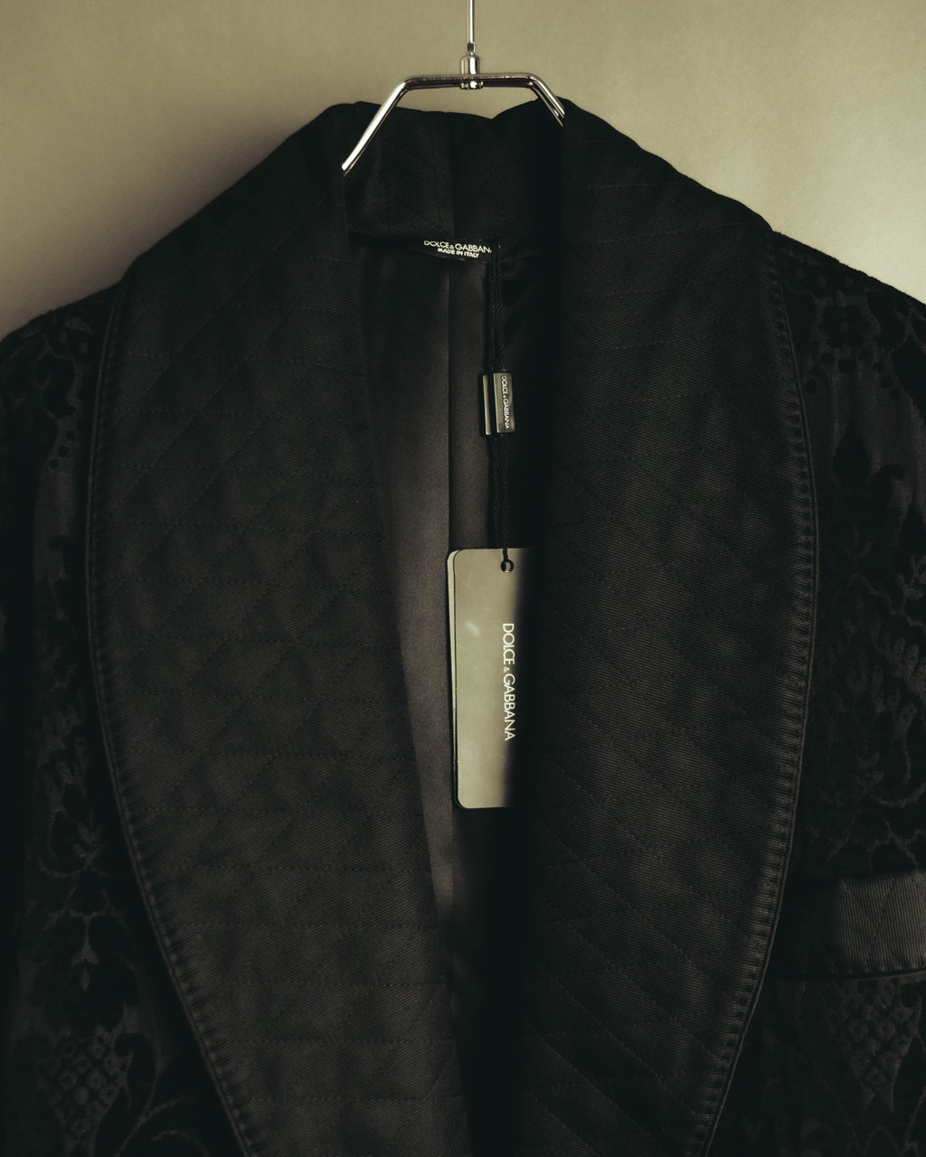 “DOLCE&GABBANA” Late 2010’s-early 2020’s Baroque jacquard belted robe coat