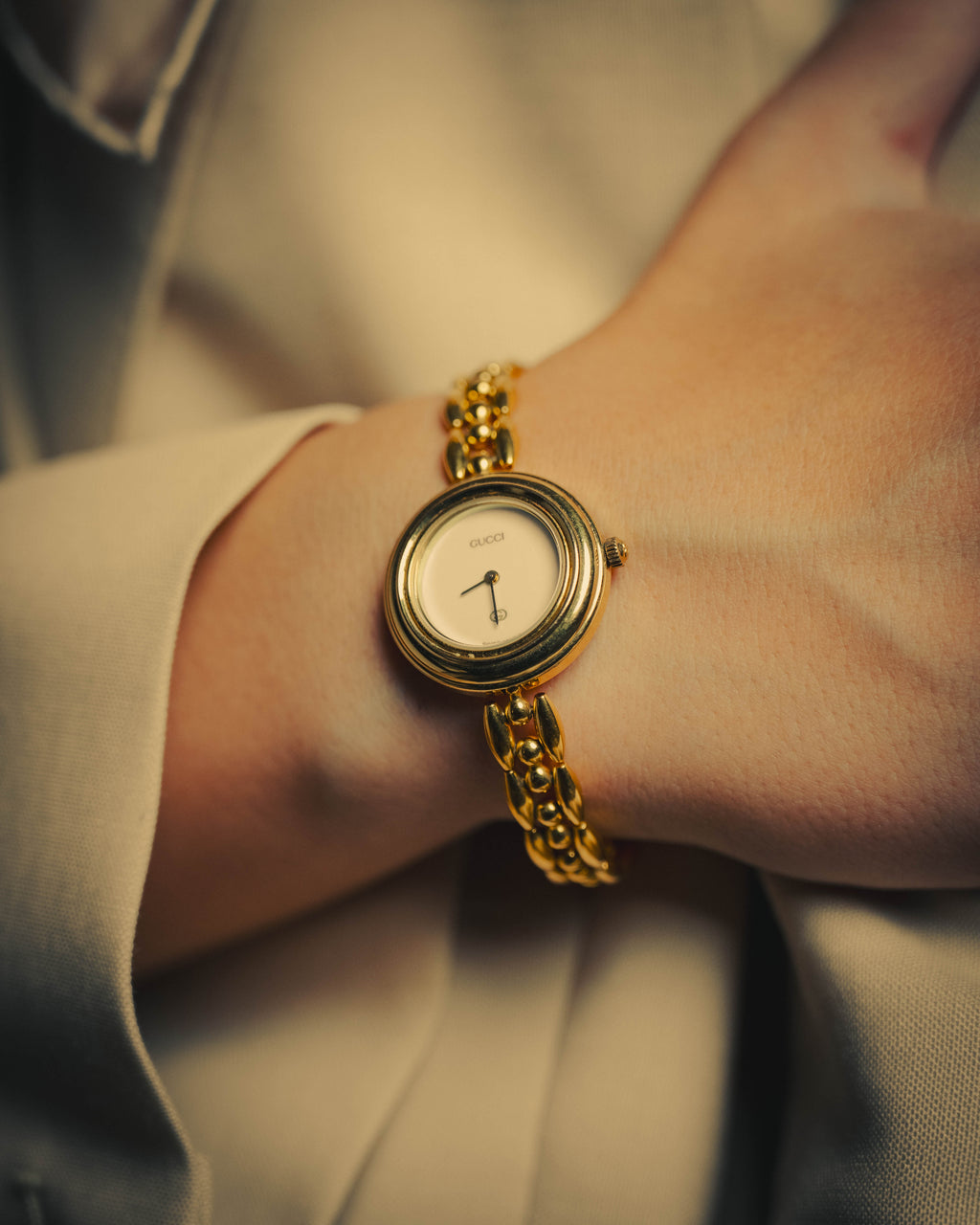 –SPECIAL– "GUCCI" 80's-90's Elegant gold tone wristwatch