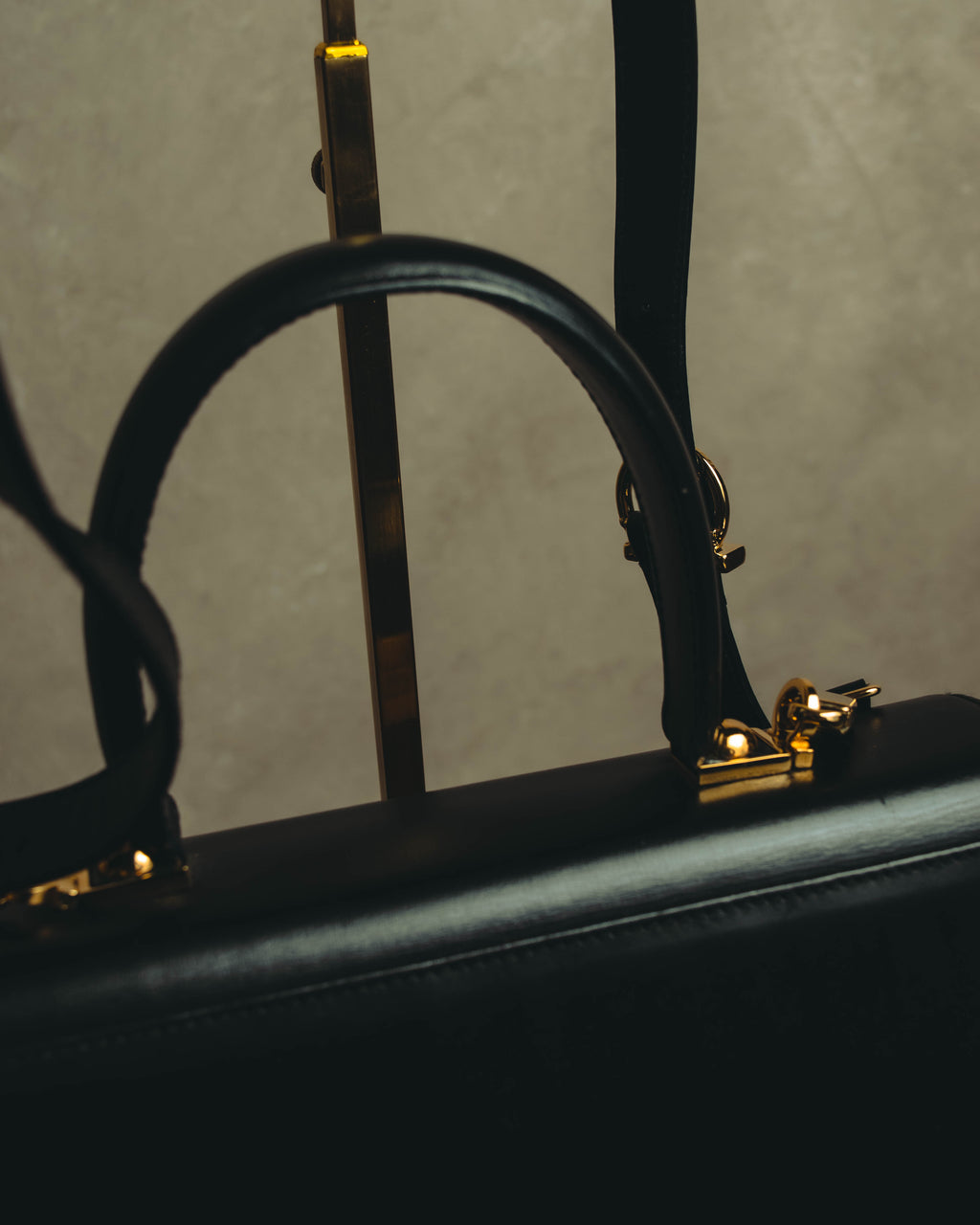 "Salvatore Ferragamo" 80's-90's Structured leather top handle bag