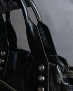 "tricot COMME des GARCONS" 
Flap pocket metal parts design leather hand bag