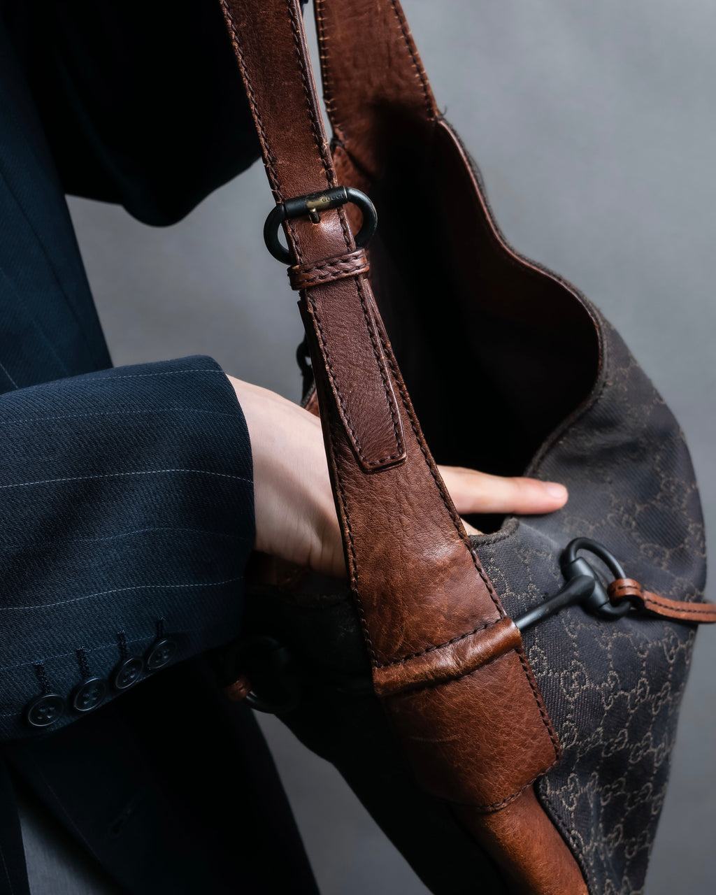 "GUCCI" GG canvas horsebit detail shoulder bag