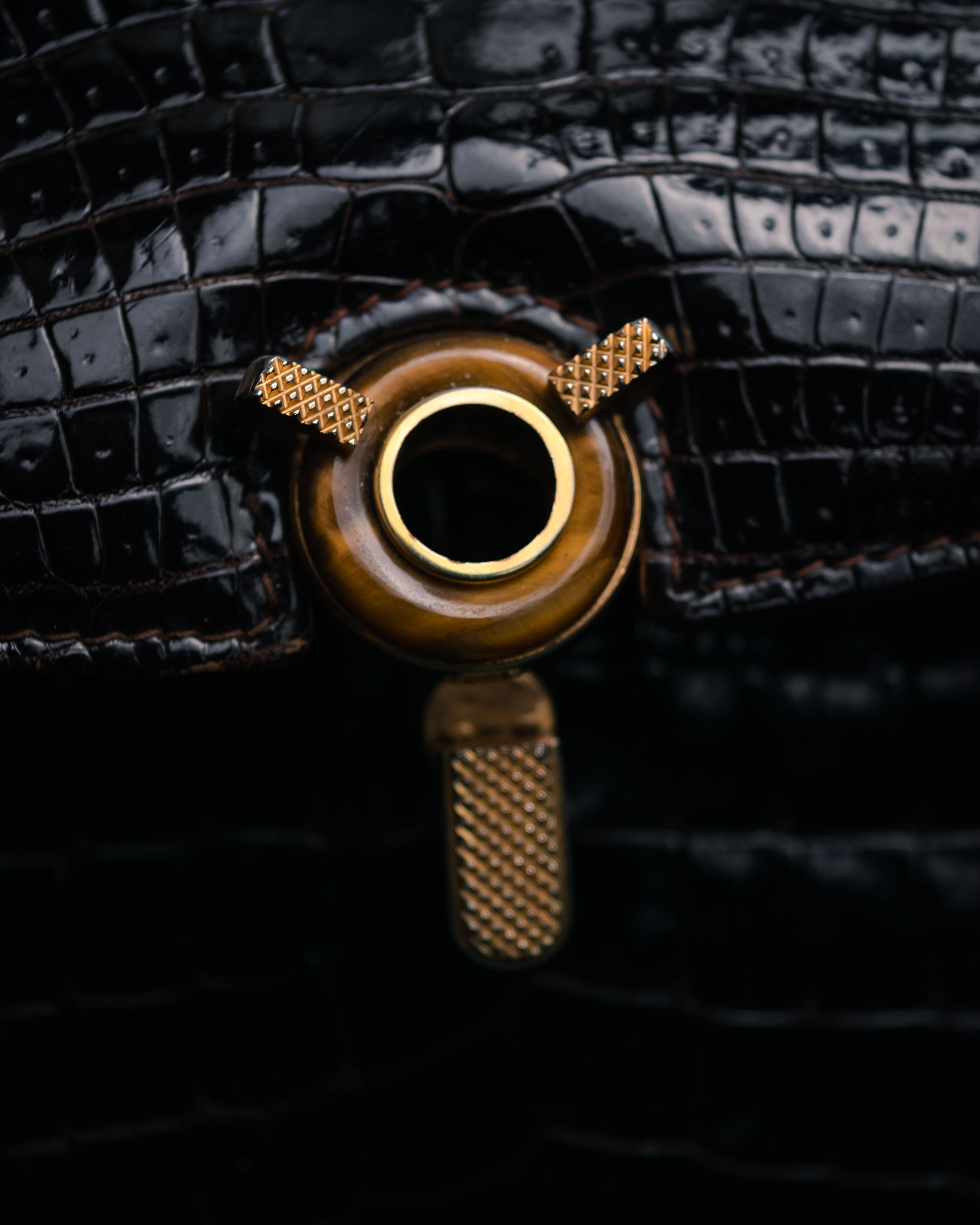 –SPECIAL– “GUCCI” 50’s-60’s Crocodile leather top handle bag