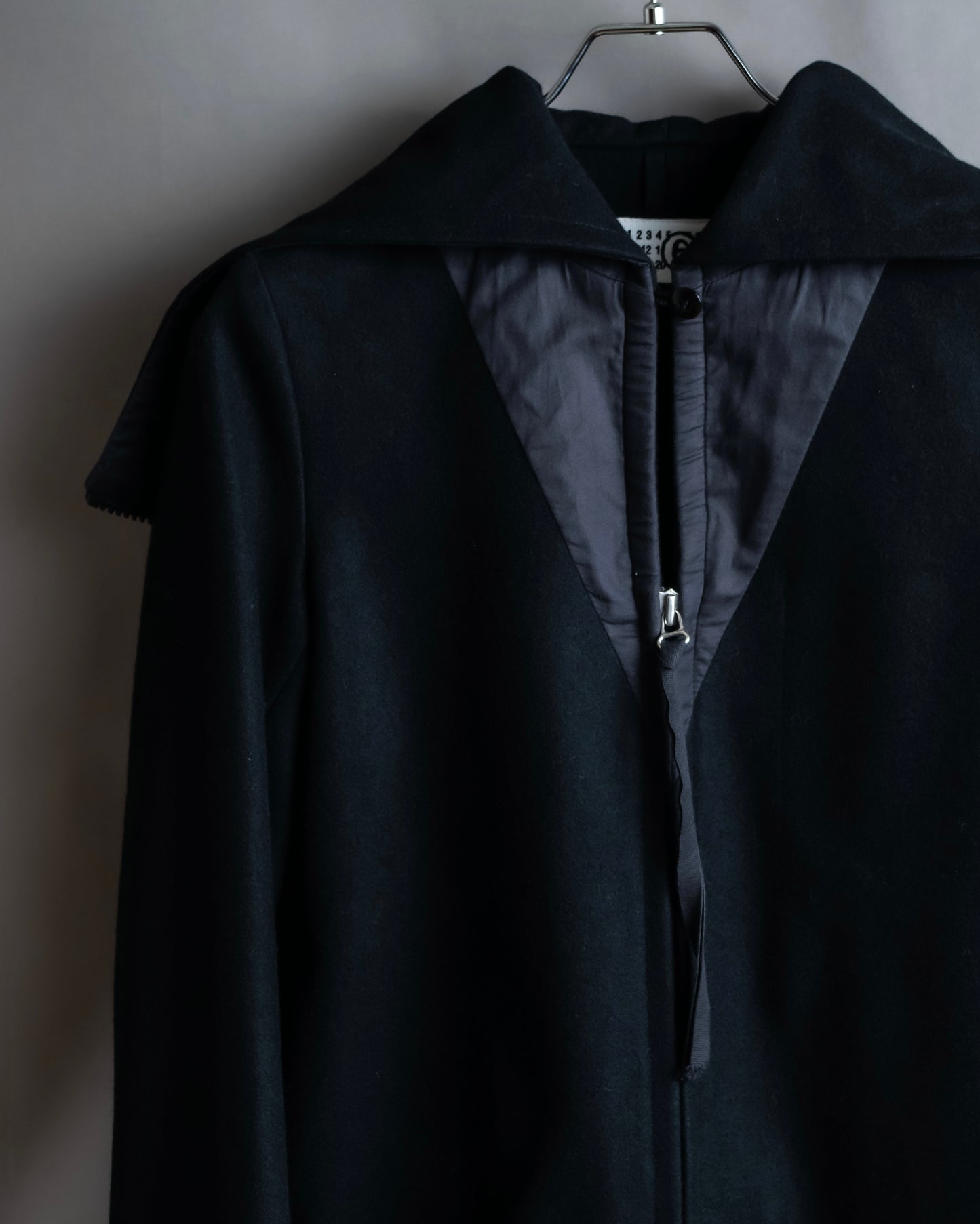 "MM6 MAISON MARGIELA" Wool blend zip up cape collar jacket