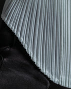 "PLEATS PLEASE ISSEY MIYAKE" Three-dimensional pleated long shirt