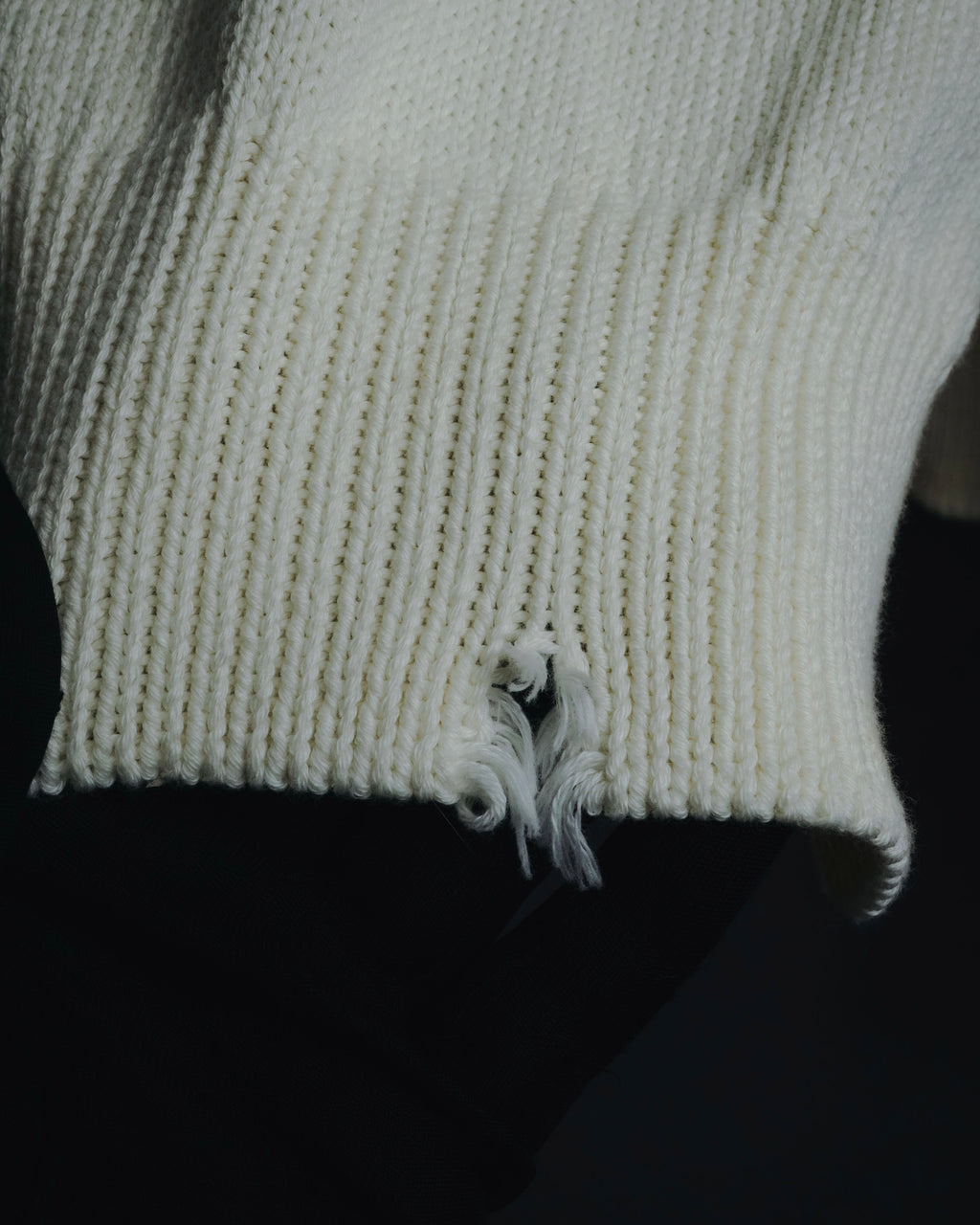 "Maison Margiela" 2022SS Destroyed rib-knit sweater