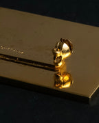 "CHANEL" Logo engraved gold plate brooch