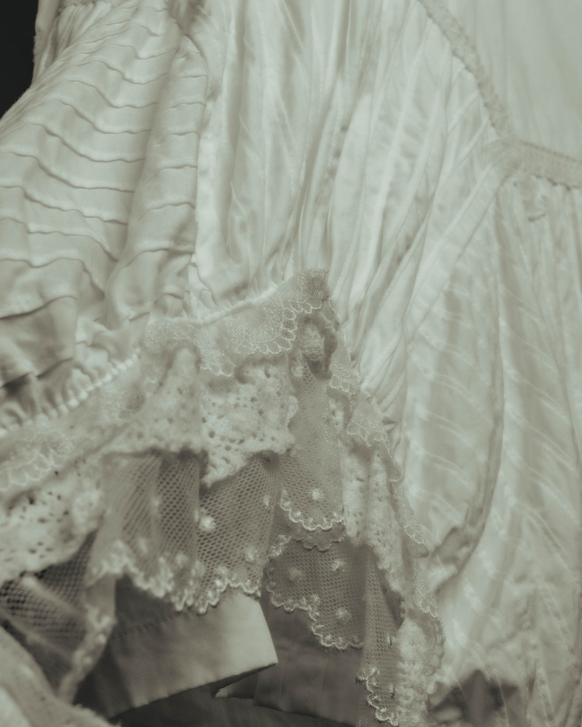 -SPECIAL- “JUNYA WATANABE COMME des GARÇONS MAN PINK”2005AW Victorian lace pleated asymmetric long shirt