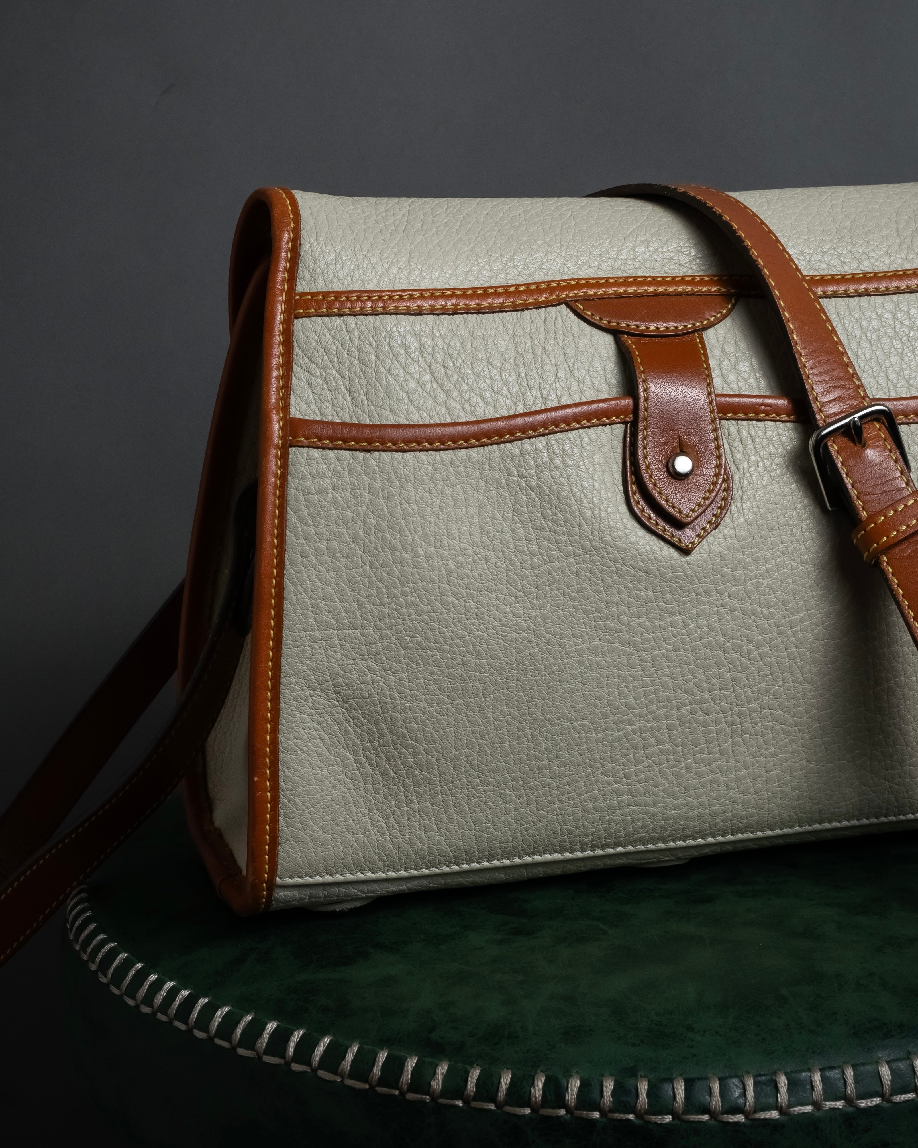 "Dooney & Bourke" Patch front design Two-tone leather shoulder bag
