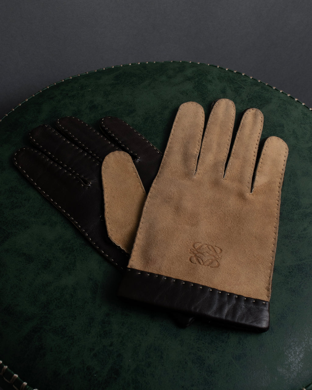 "LOEWE" Logo engraved combination leather gloves
