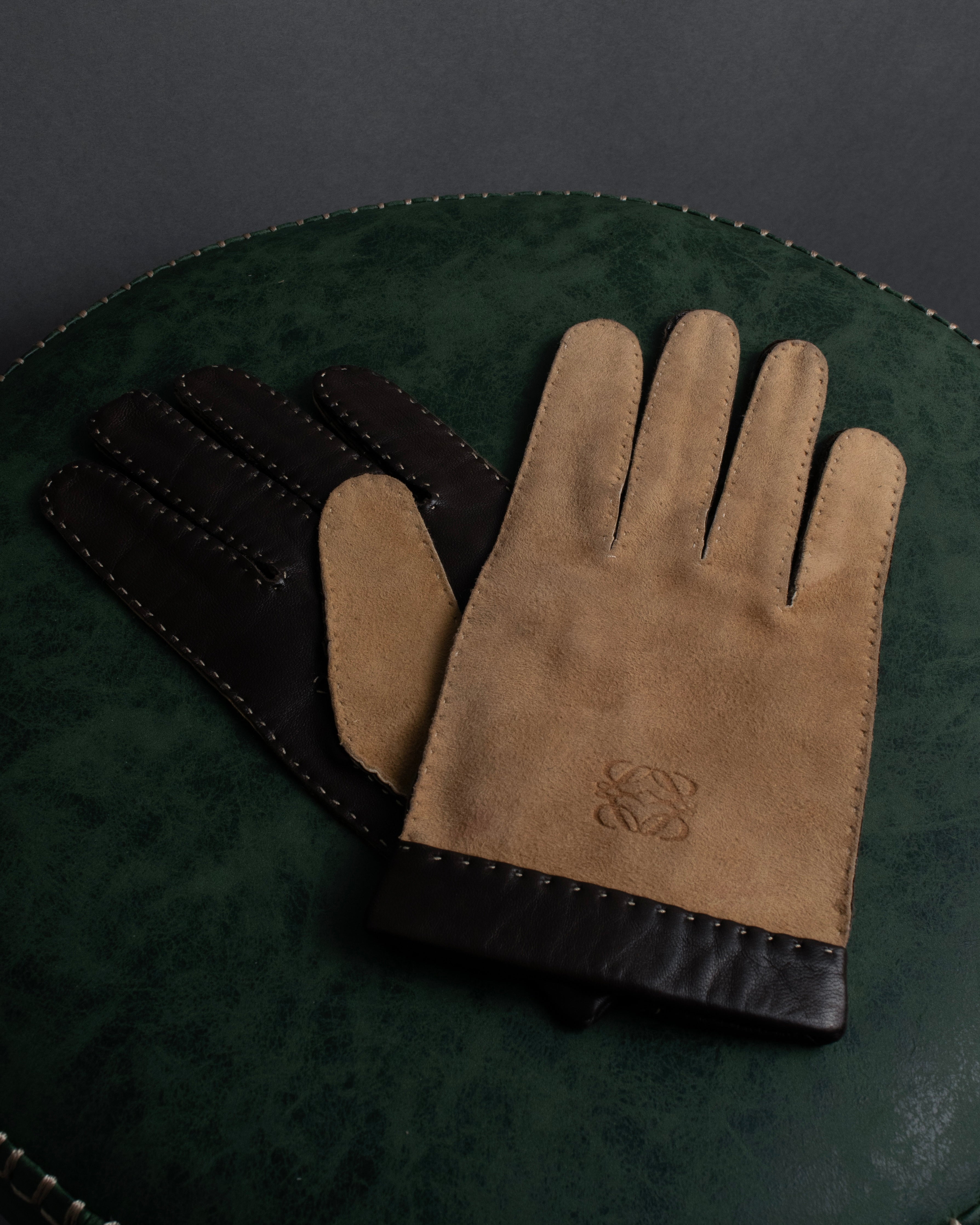 "LOEWE" Logo engraved combination leather gloves