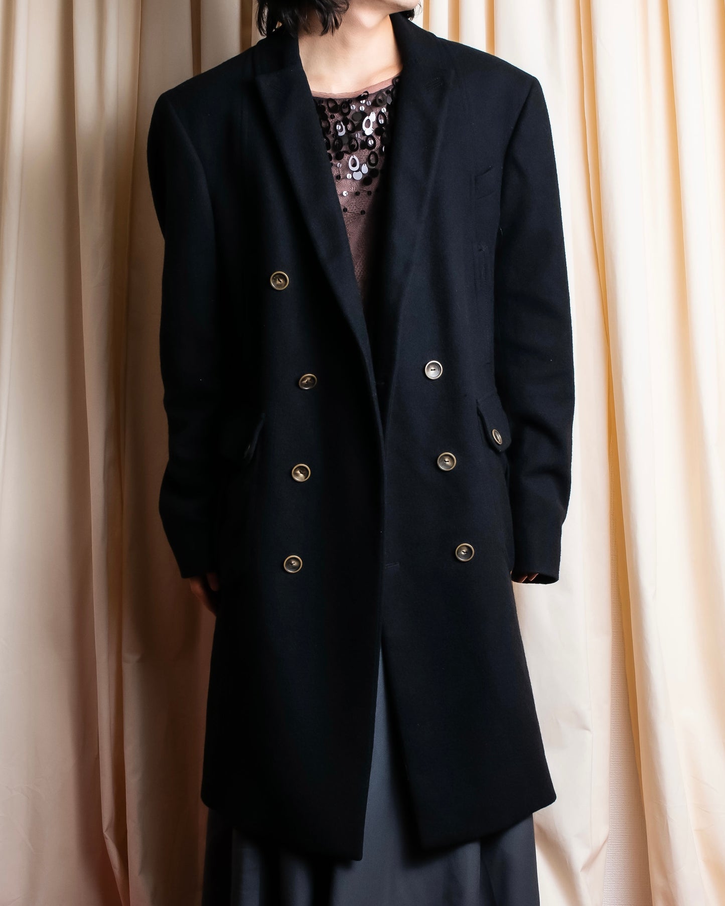 "Karl Lagerfeld"
Double breasted layered lapel oversized chester coat