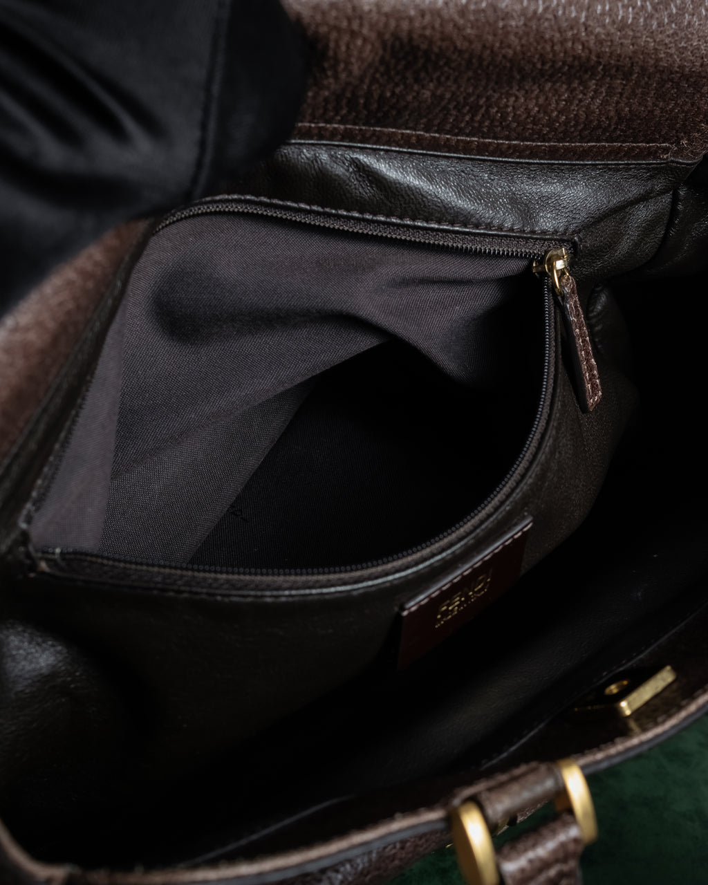 “FENDI” 2010’s Architectural grained leather 3Jours bag