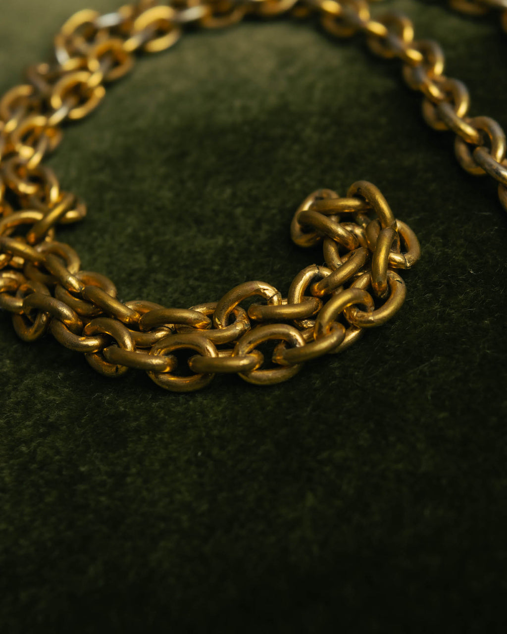 -SPECIAL- “CHANEL” 80’s-90’s Quilted cc pendant chain necklace