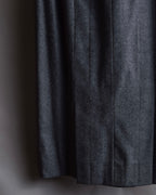 "CHANEL" 90's Gold button design straight line skirt