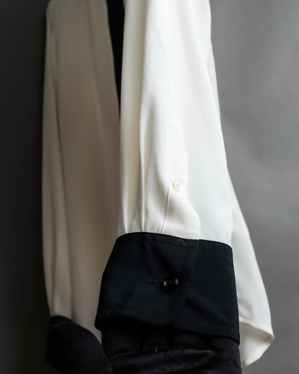 "Ralph Lauren" High density woven silk clerical shirt