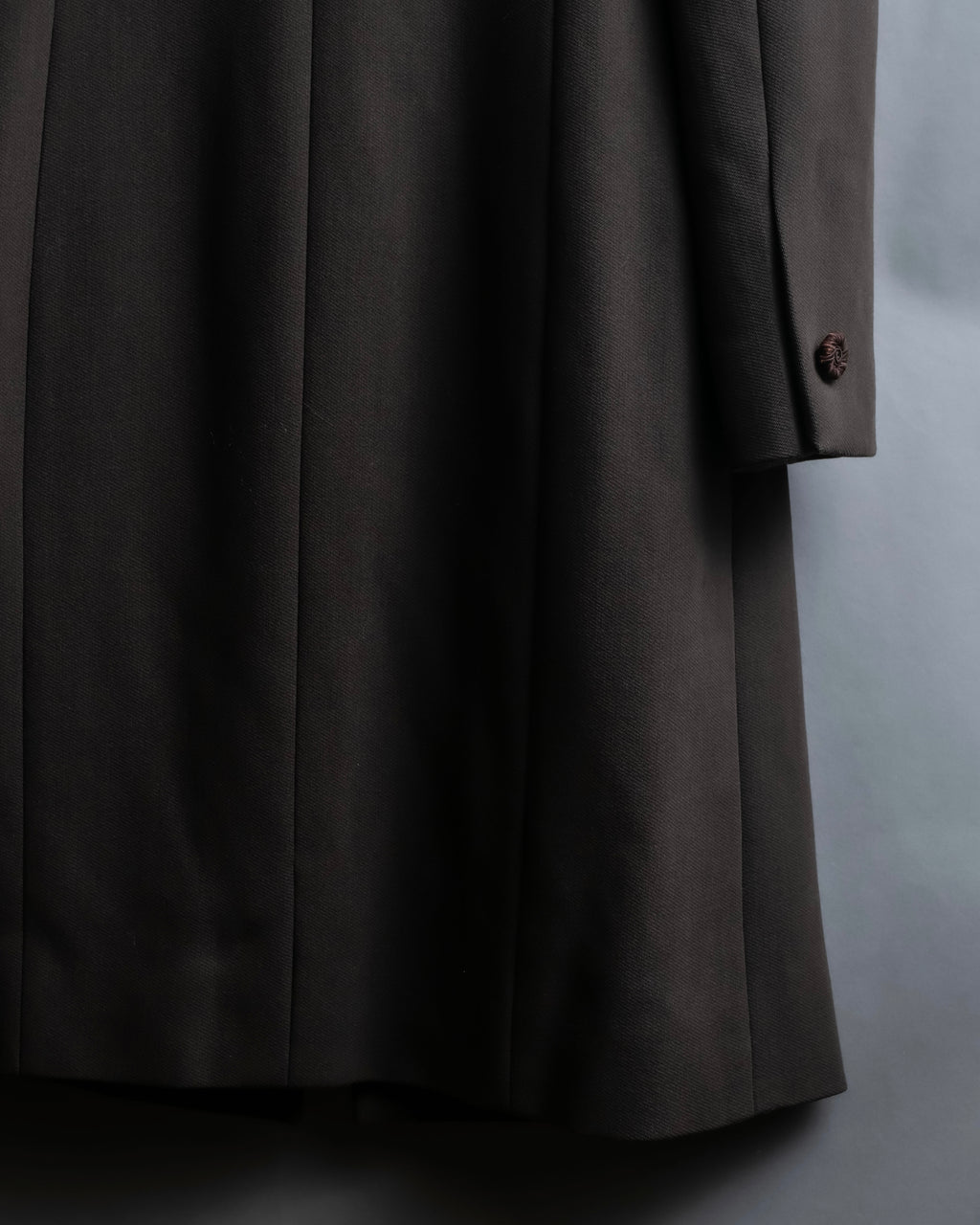 "Christian Dior Boutique Paris" Beautiful waist-shape shawl collar long coat