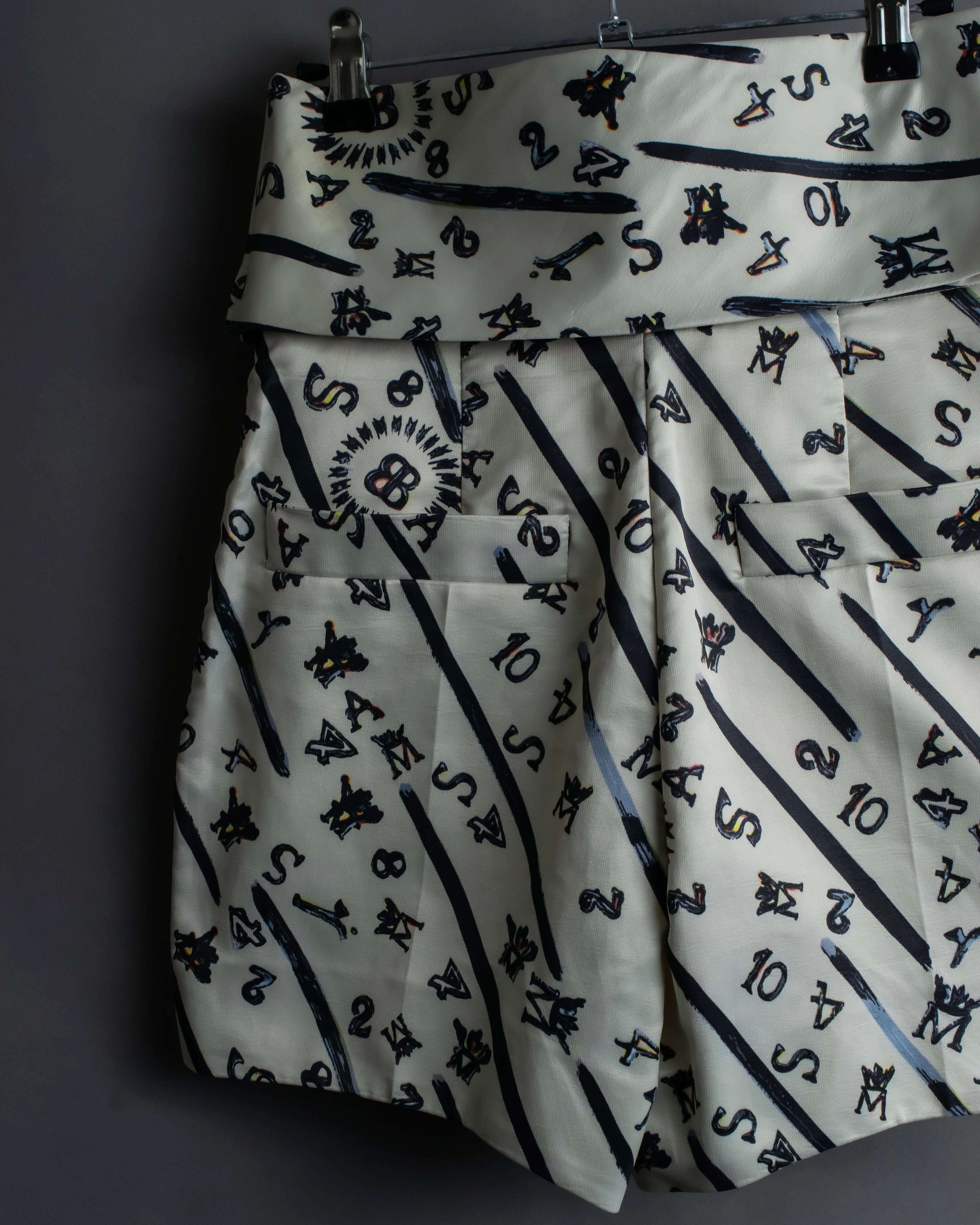 “BALENCIAGA” Number pattern designed shorts