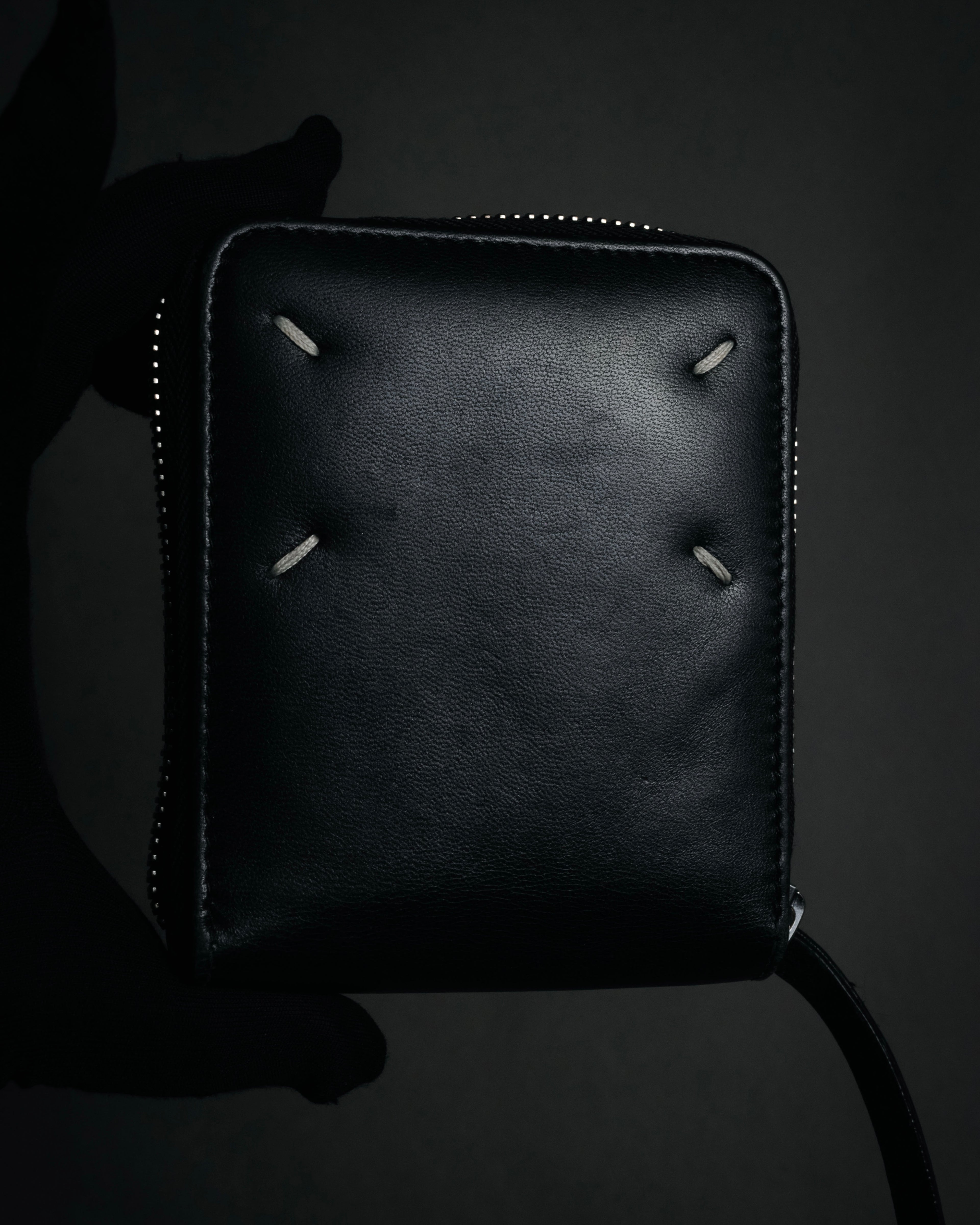 "Maison Margiela" 2020SS tabi sole patch zip wallet