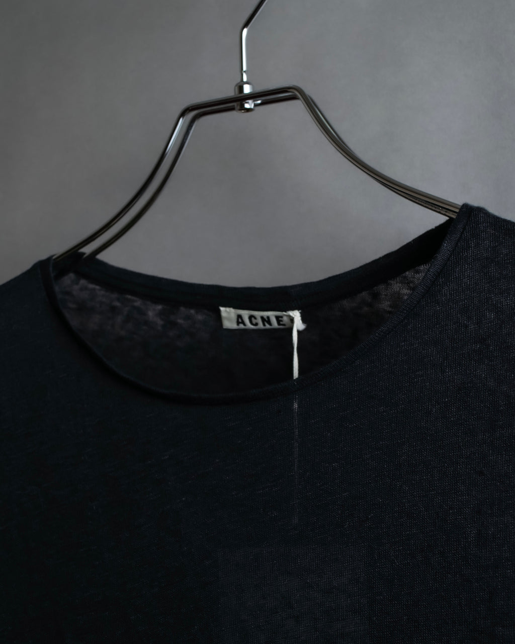 "Acne" Back＆sleeve cutting slit design pullover