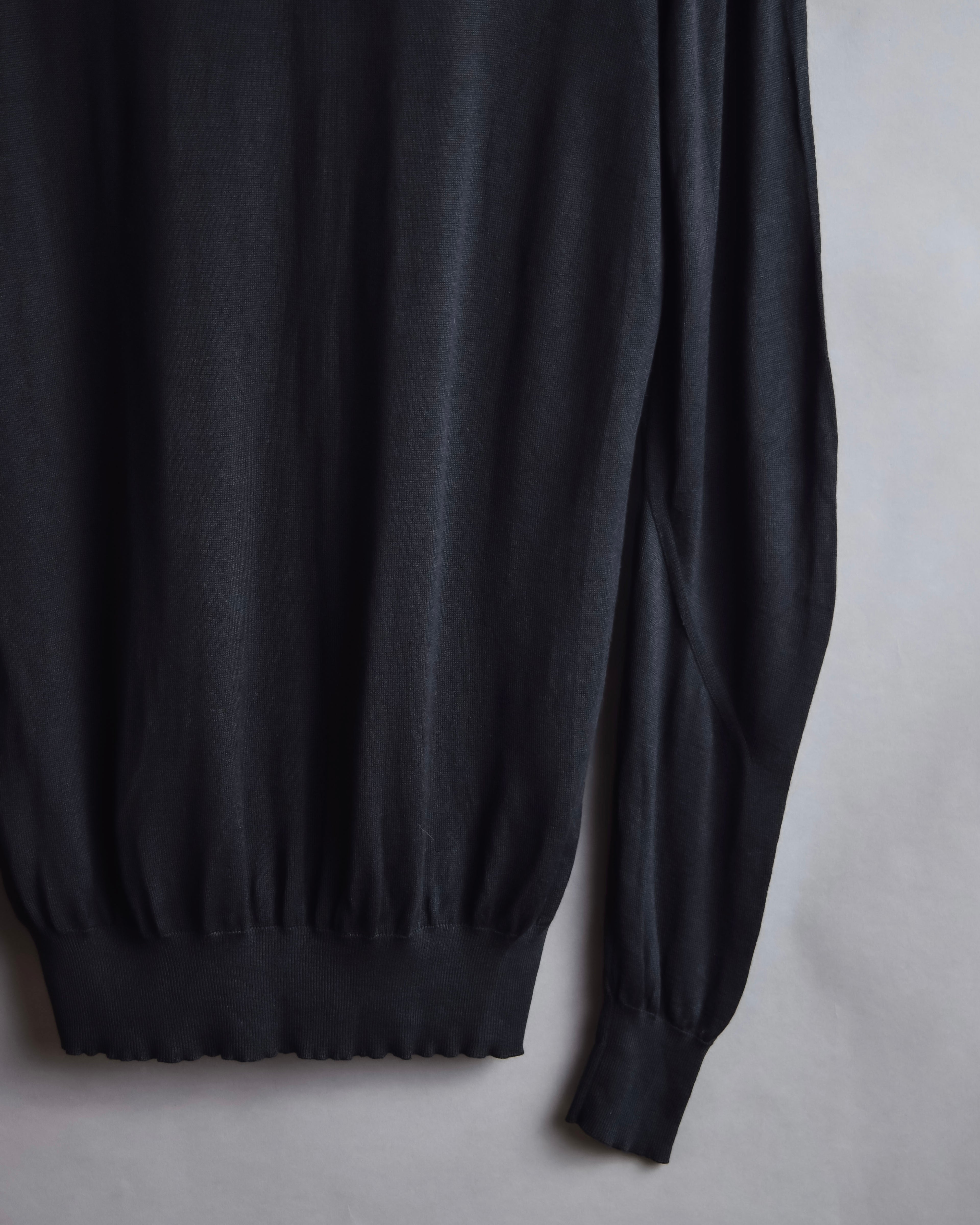 "MAISON MARGIELA" 15SS V-line panel design lightweight knit