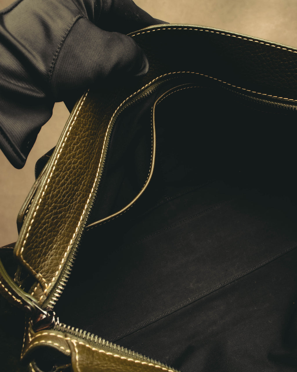 "TOD'S" 00's-10's Textured haircalf leather shoulder bag