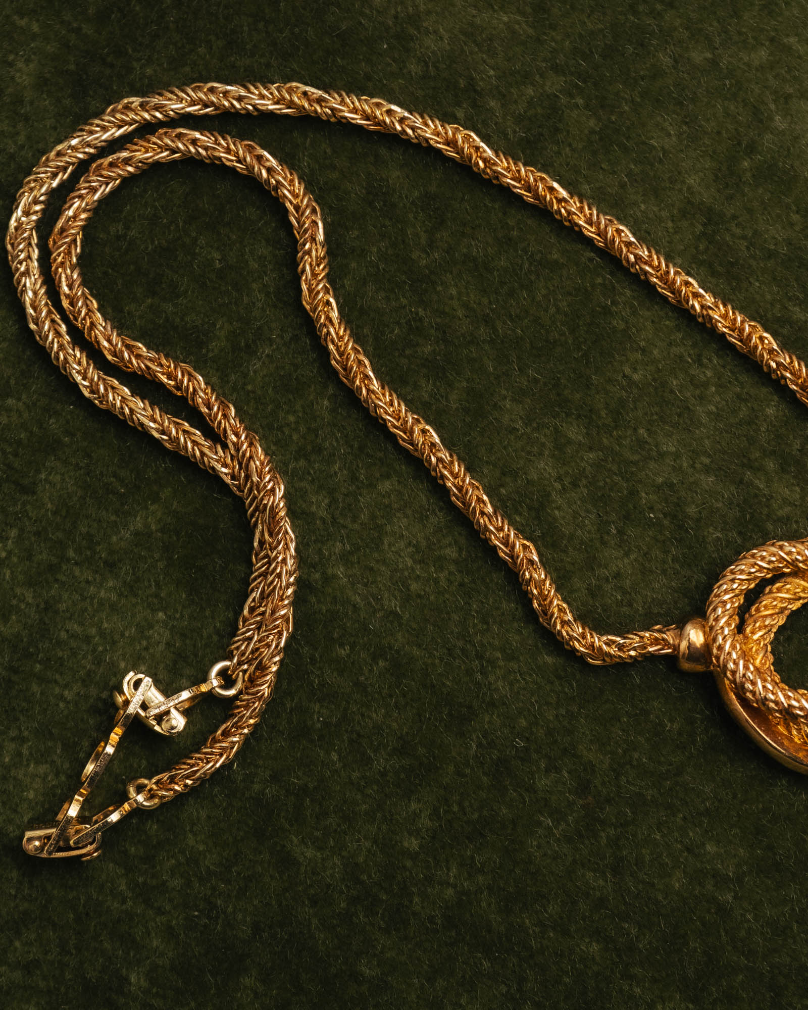 –SPECIAL– “Christian Dior” 80’s-90’s rope knot pearl drop necklace