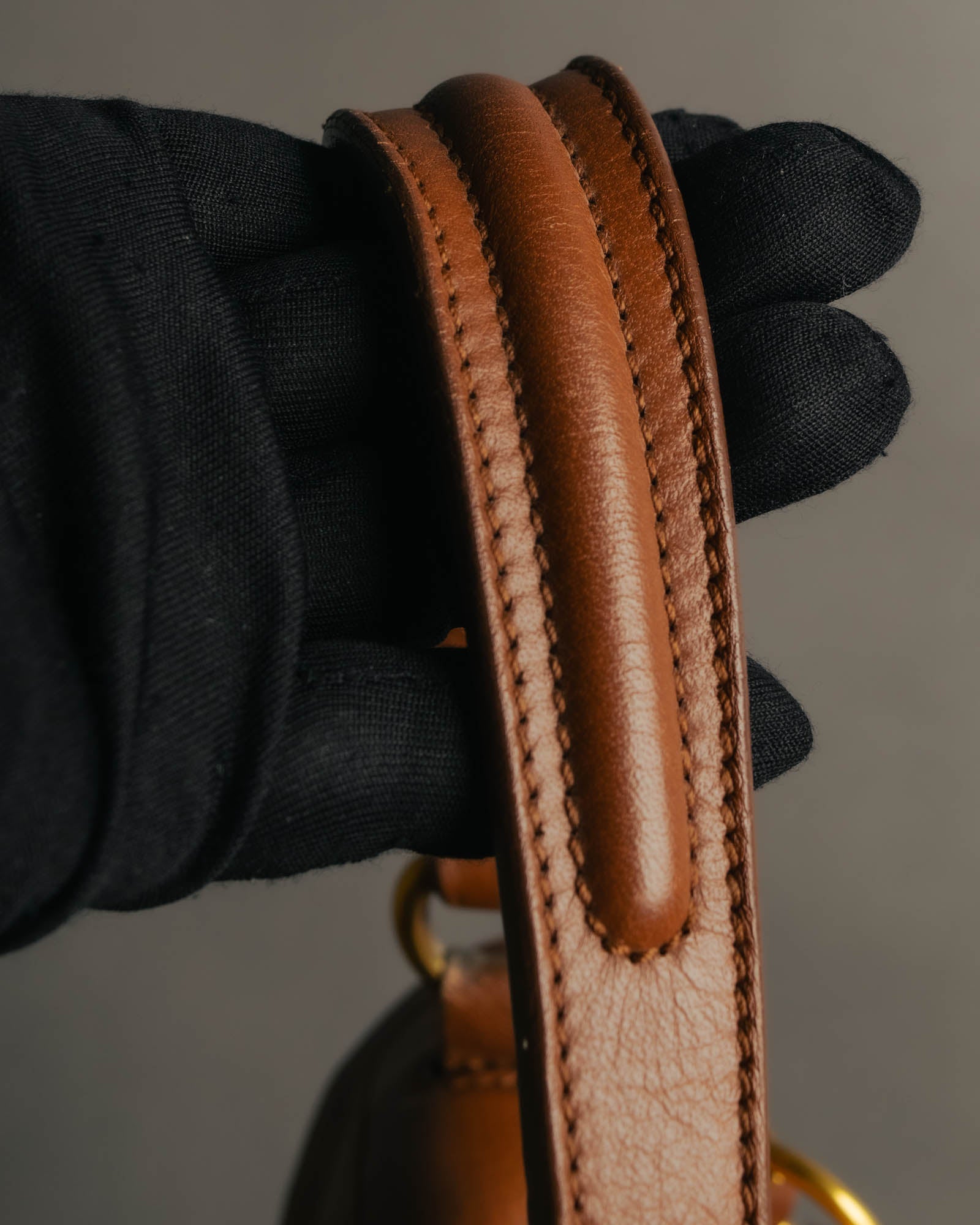 "Yves Saint Laurent" 00's-10's Structured leather shoulder bag