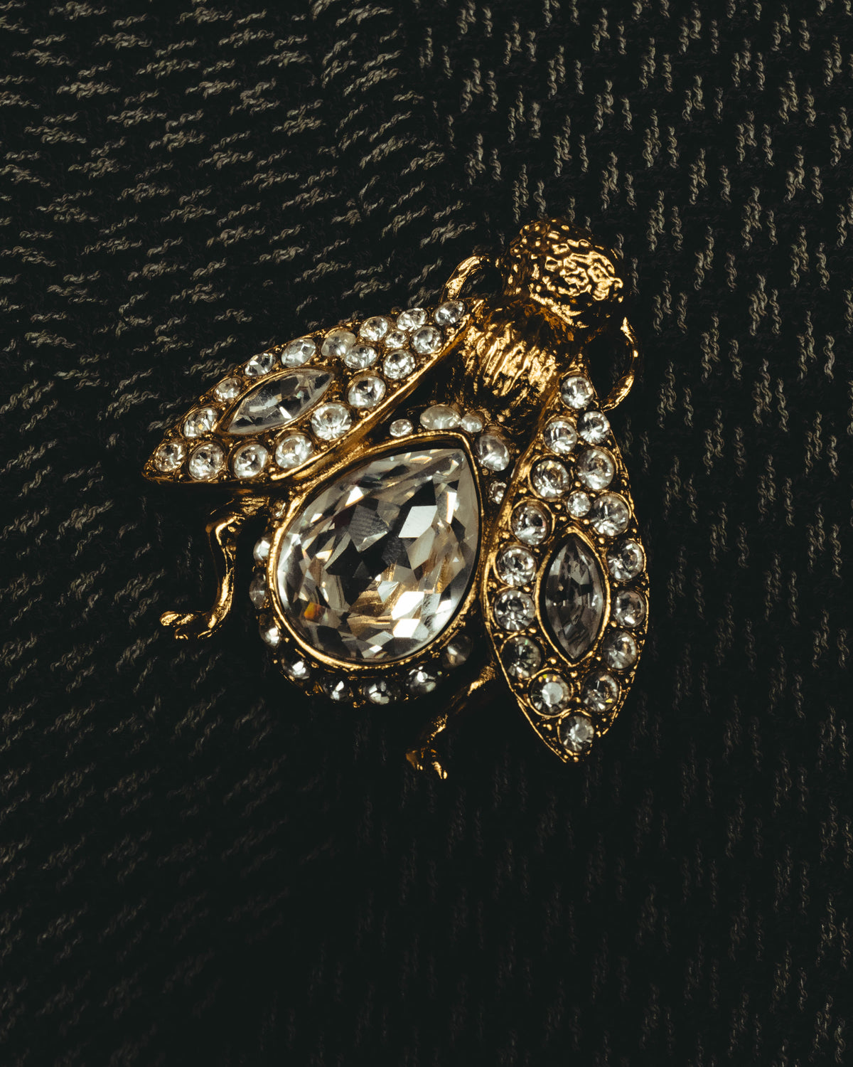 -SPECIAL- “Christian Dior” 80’s crystal embellished bee motif brooch