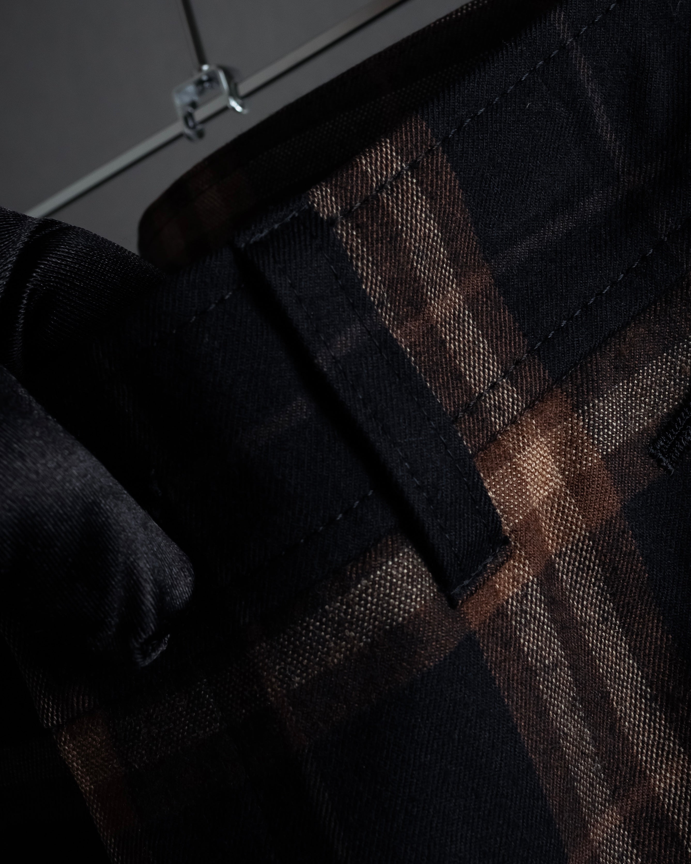 "BURBERRY" Decorative button design check pattern short pants