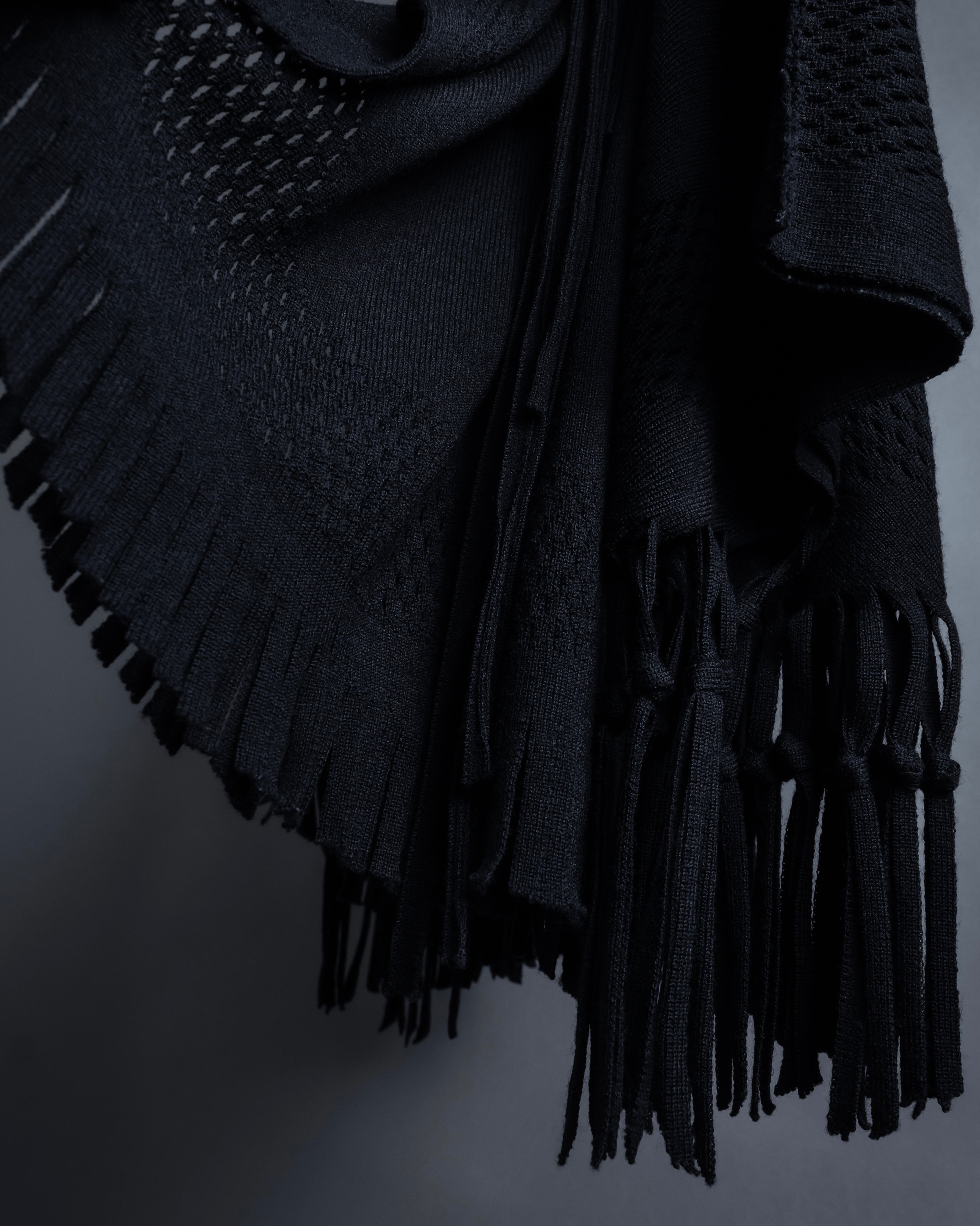 "ISSEY MIYAKE" 01AWRough knit fringe design cardigan