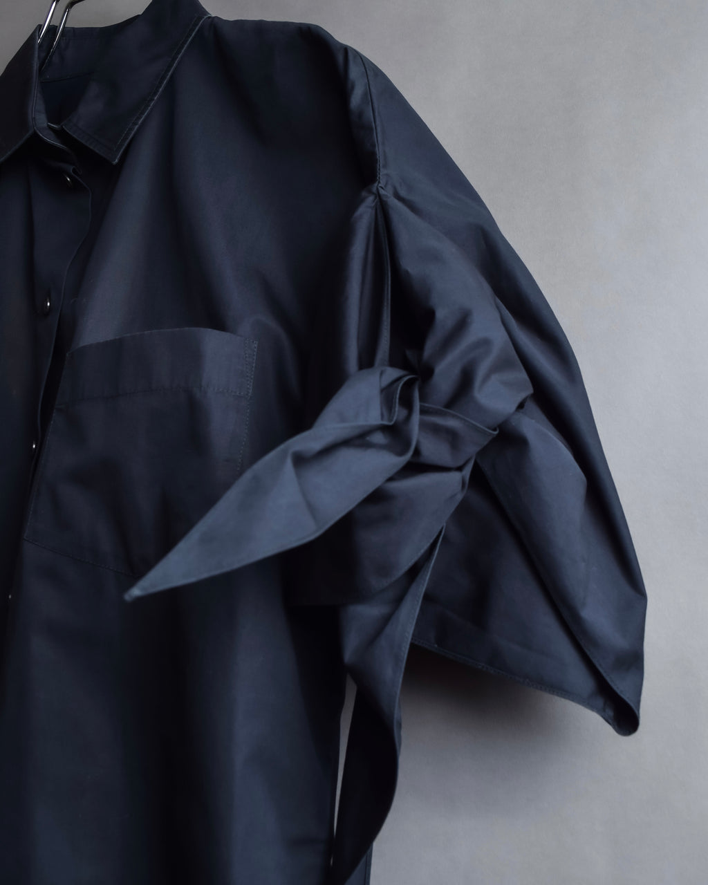 "HERMES" Gaultier period twisted sleeve cotton shirt