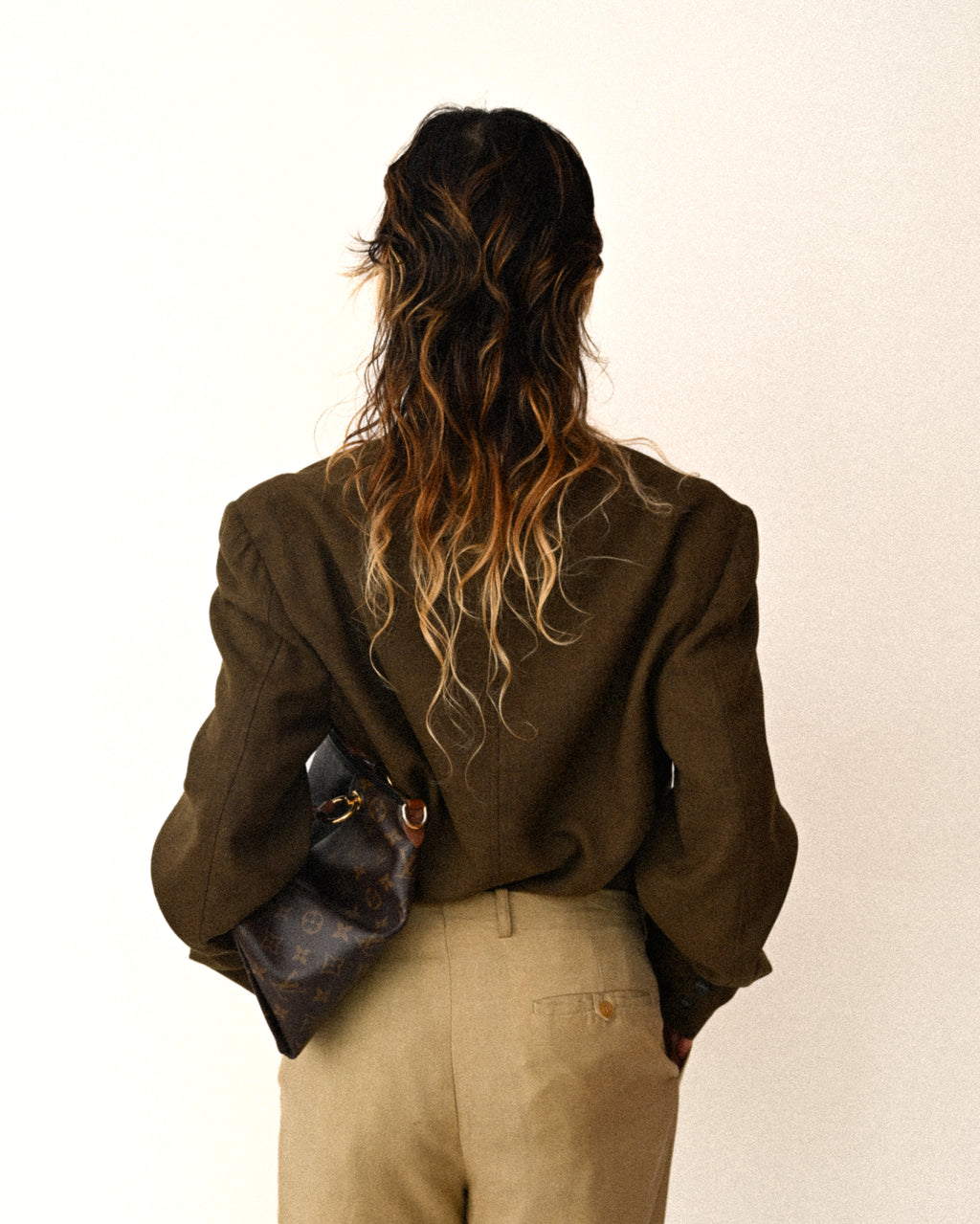 VINTAGE/ Beautiful Olive Colored Single Breasted 3B Tailored Jacket