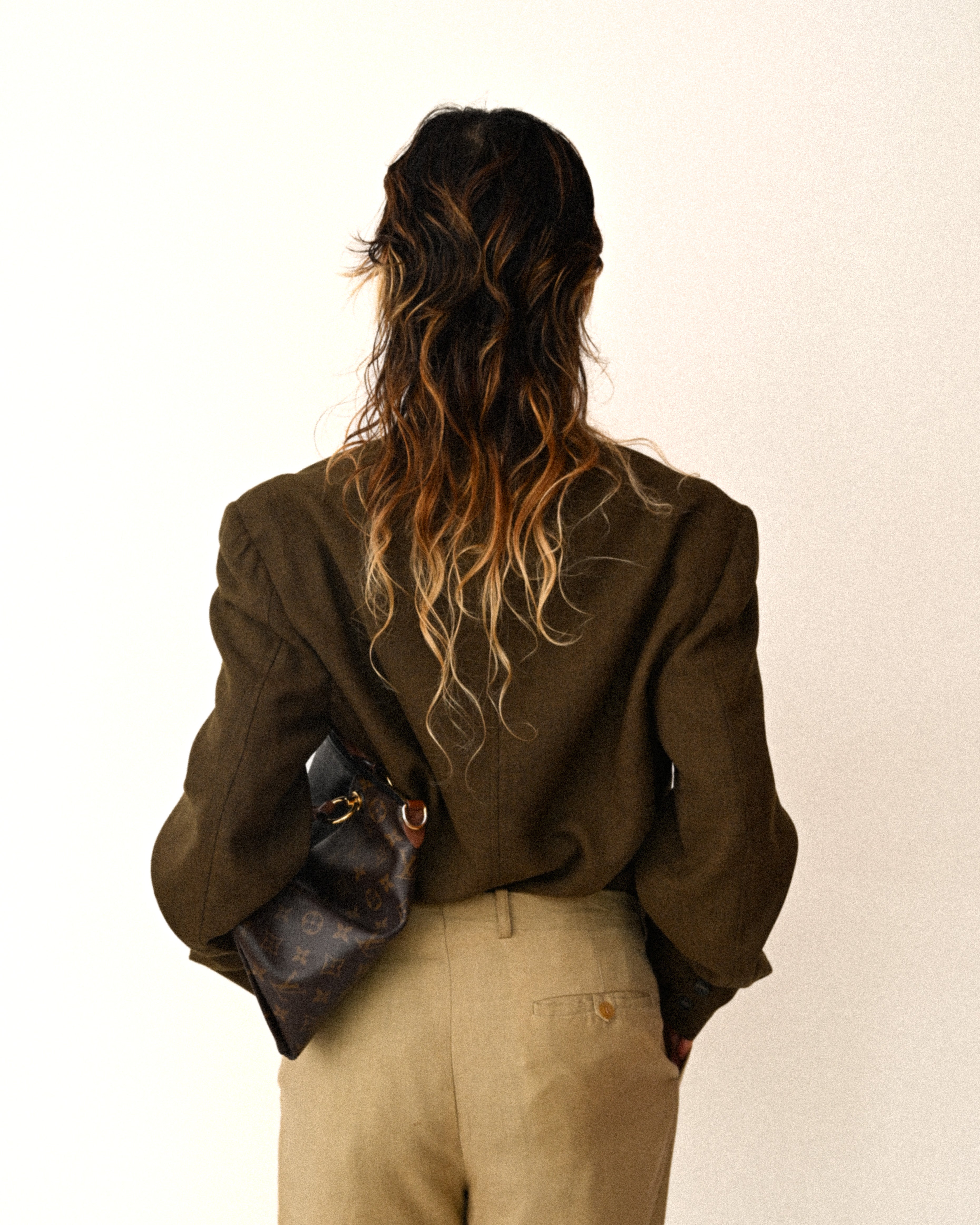 VINTAGE/ Beautiful Olive Colored Single Breasted 3B Tailored Jacket