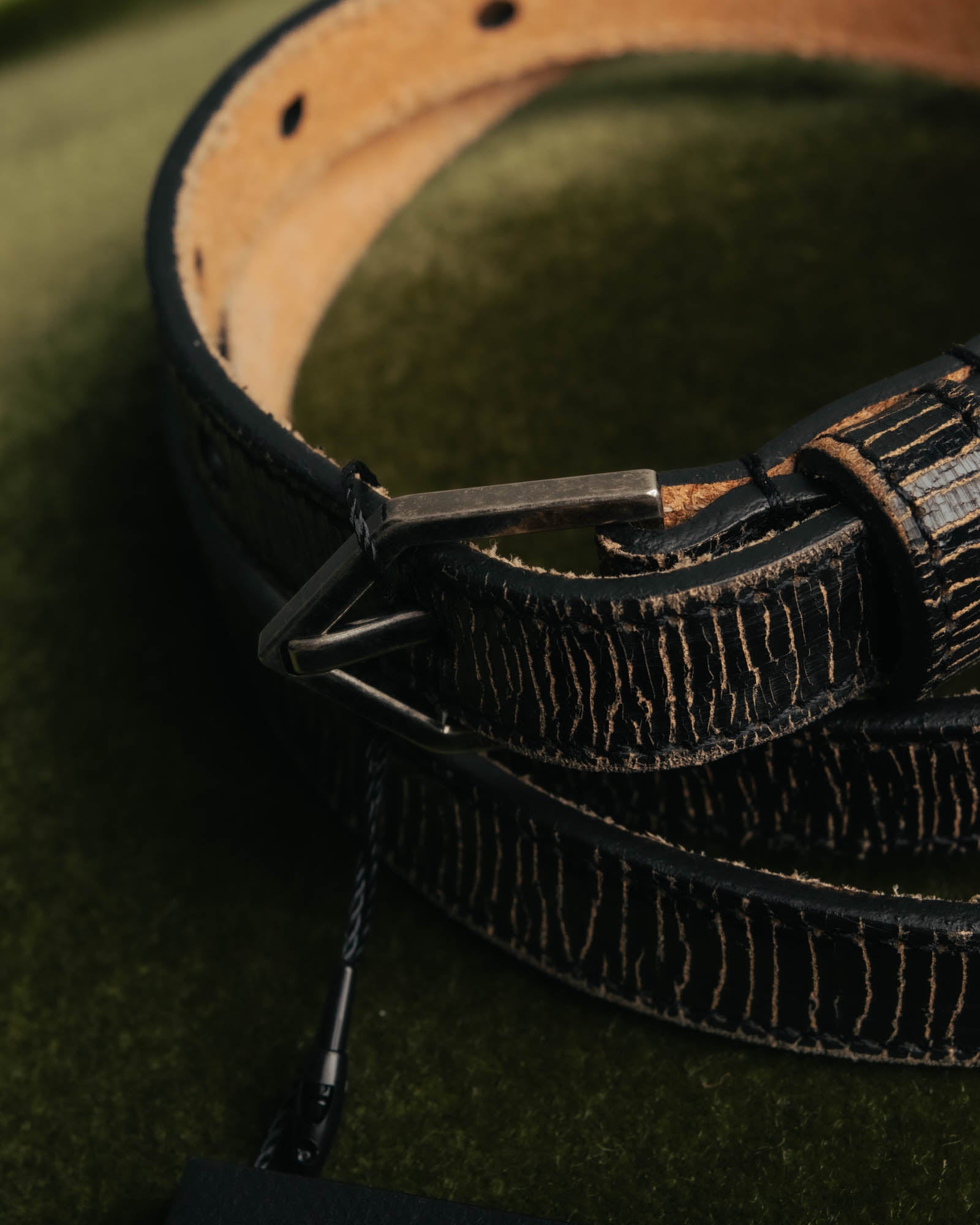 “SAINT LAURENT PARIS” 2010’s Lizard embossed narrow leather belt