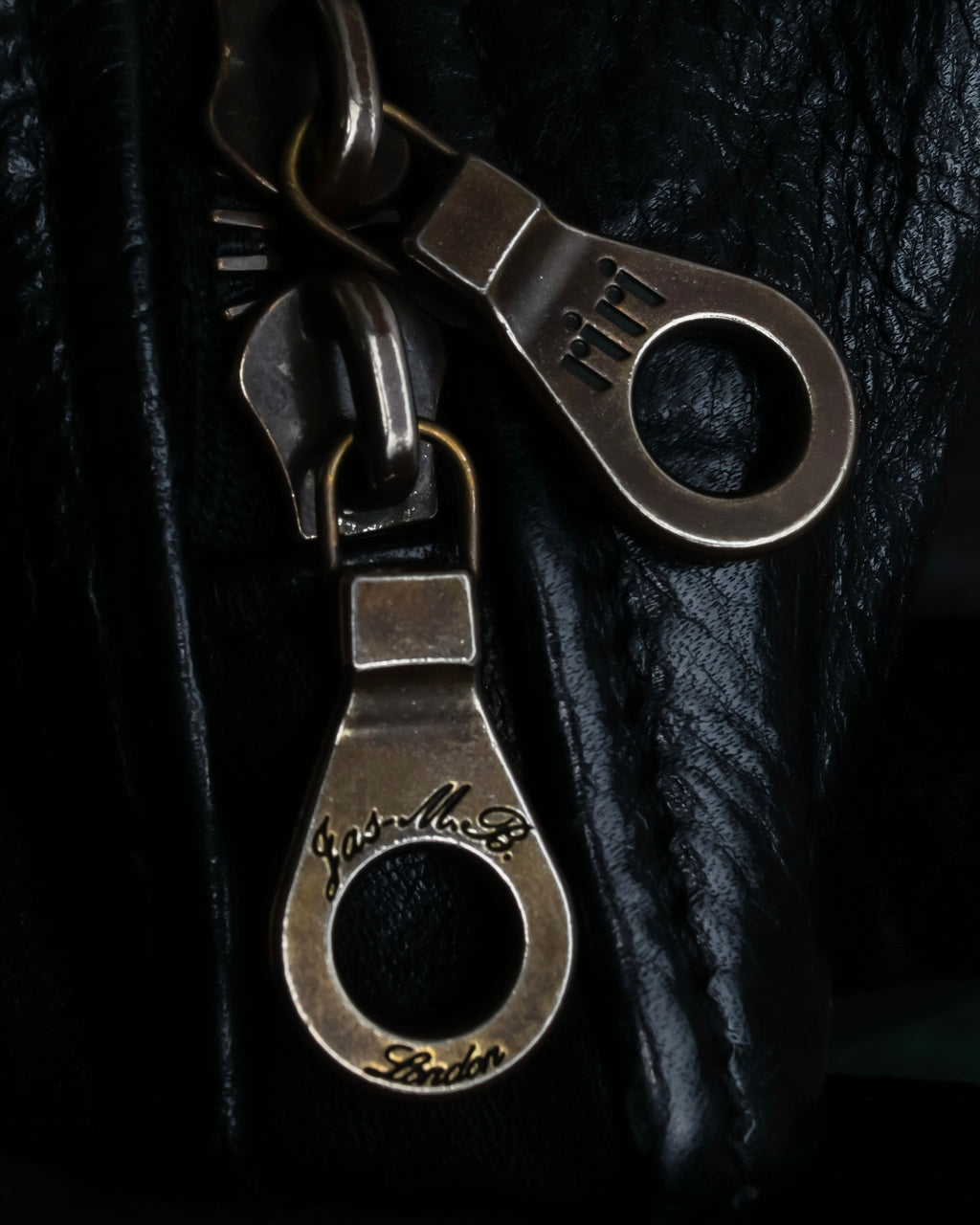 "Jas-M.B." Belt flap design leather shoulder bag