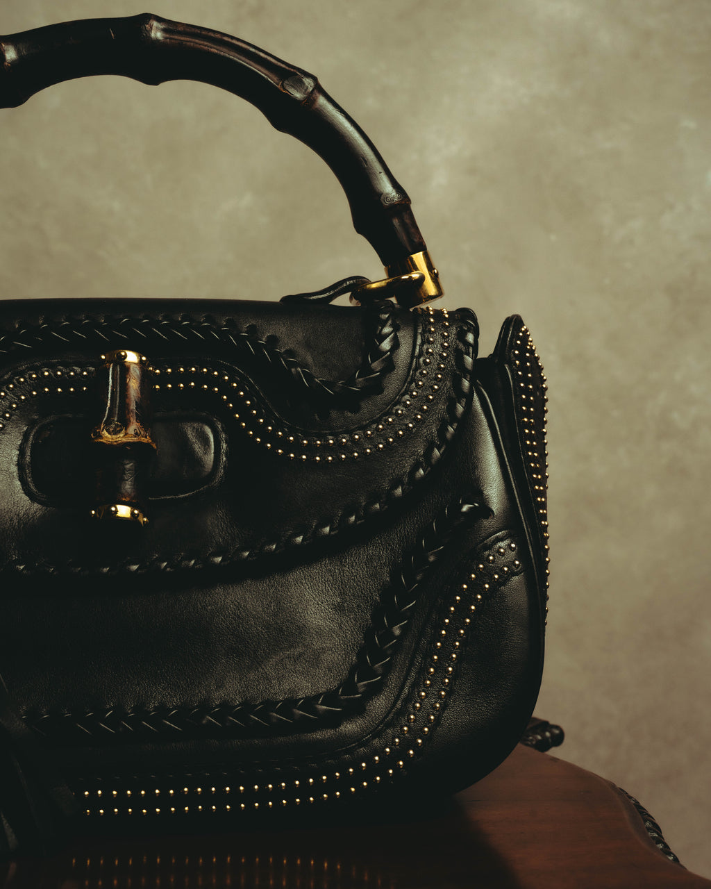 –SPECIAL– "GUCCI" 10's Embellished bamboo leather handbag