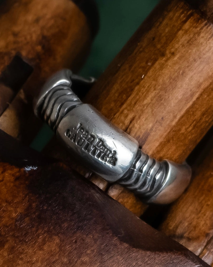"JEAN PAUL GAULTIER" Logo engraved twisted design silver ring