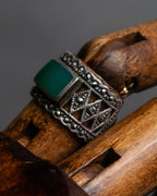 "Vintage green stone top silver ring"
