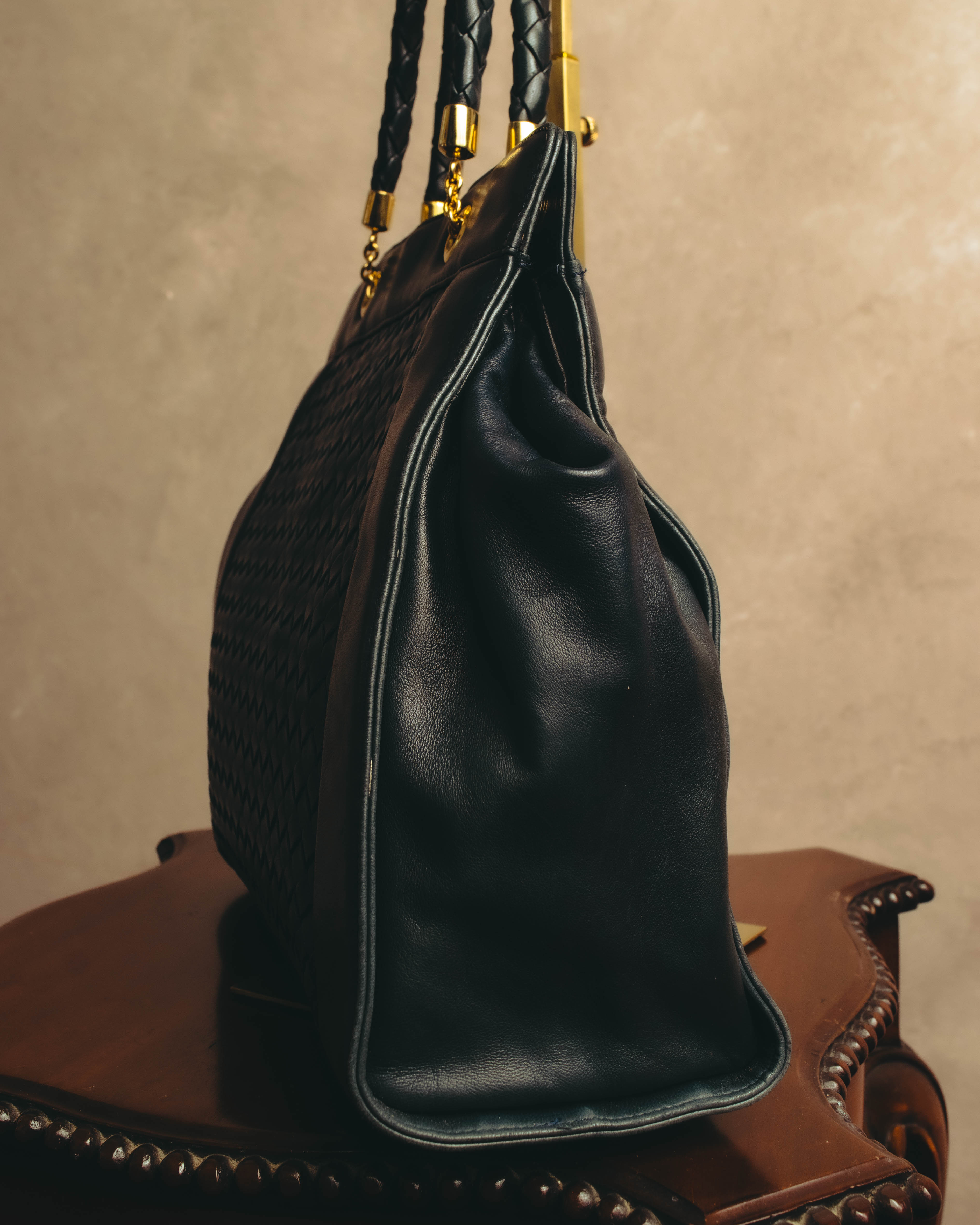 -SPECIAL- “Bottega Veneta” 00’s intrecciato braided handle oversized leather tote bag